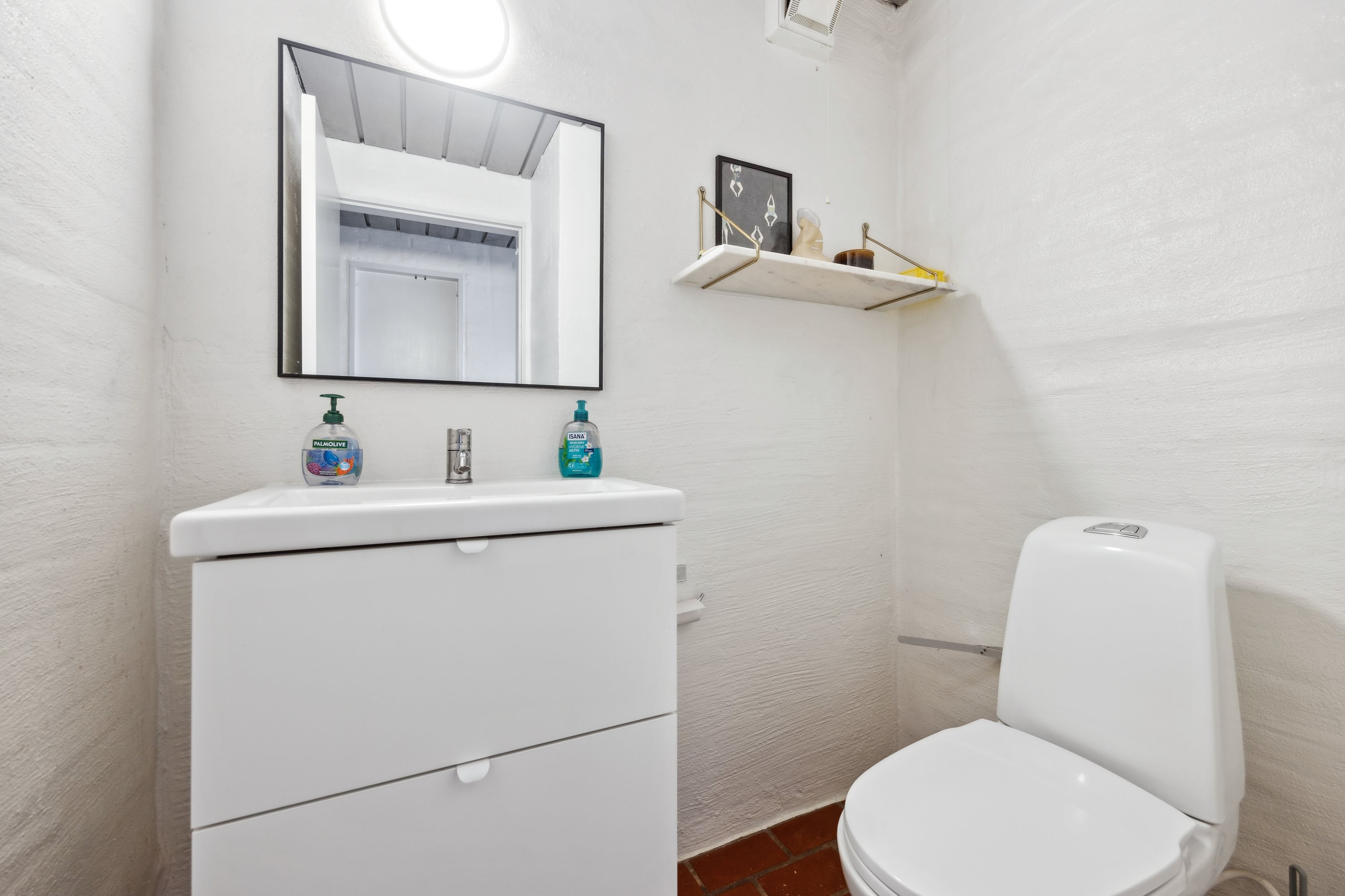 Fremhævet badeværelse billede i fuldskærmstilstand. Billede af Strandvejen 150, 3., Tranum, 9460 Brovst