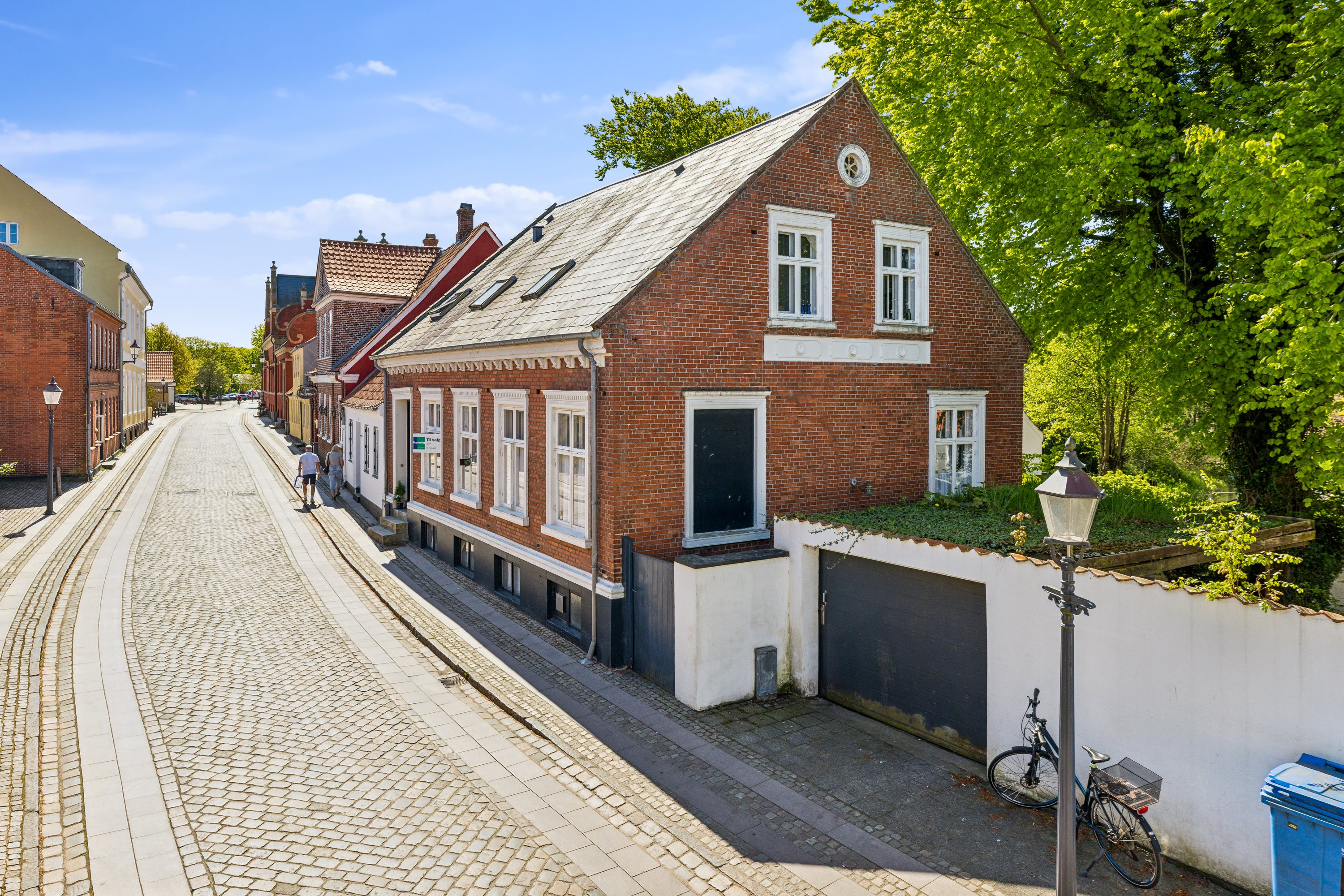 Fremhævet ejendommen billede i fuldskærmstilstand. Billede af Sct Nicolaj Gade 4, 6760 Ribe