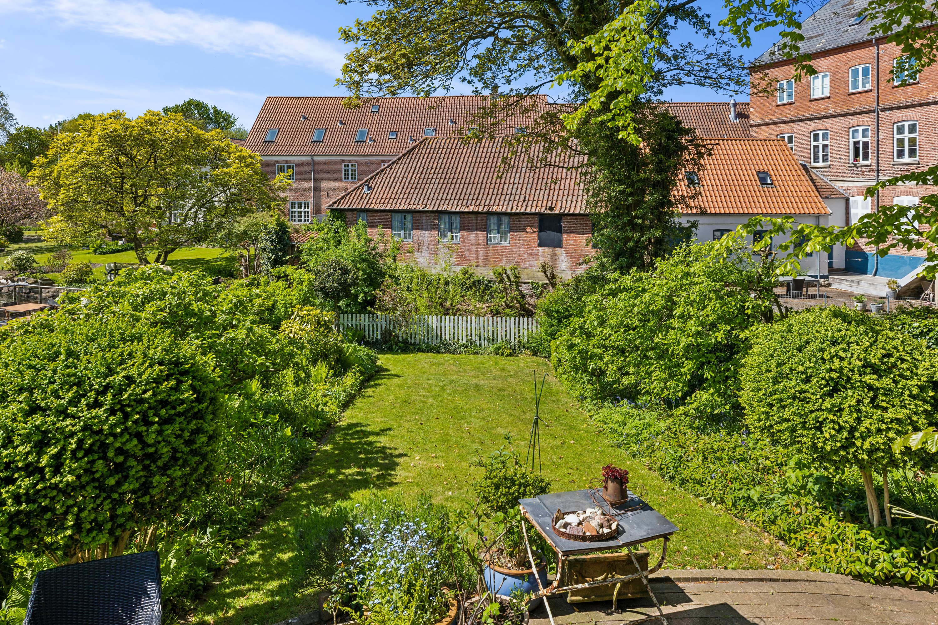 Fremhævet have billede i fuldskærmstilstand. Billede af Sct Nicolaj Gade 4, 6760 Ribe