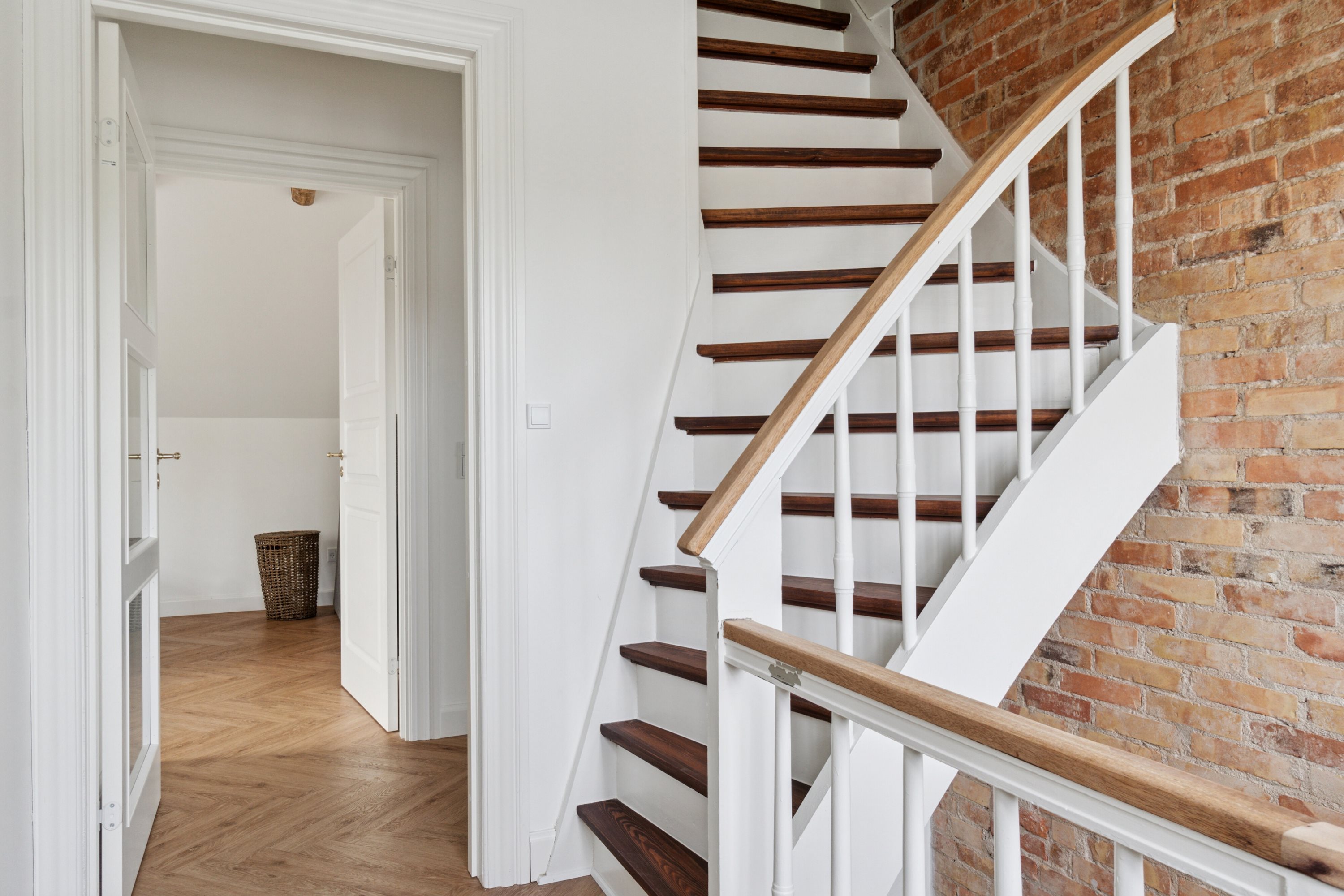 Fremhævet trappe billede i fuldskærmstilstand. Billede af Holbergsgade 45, 4200 Slagelse