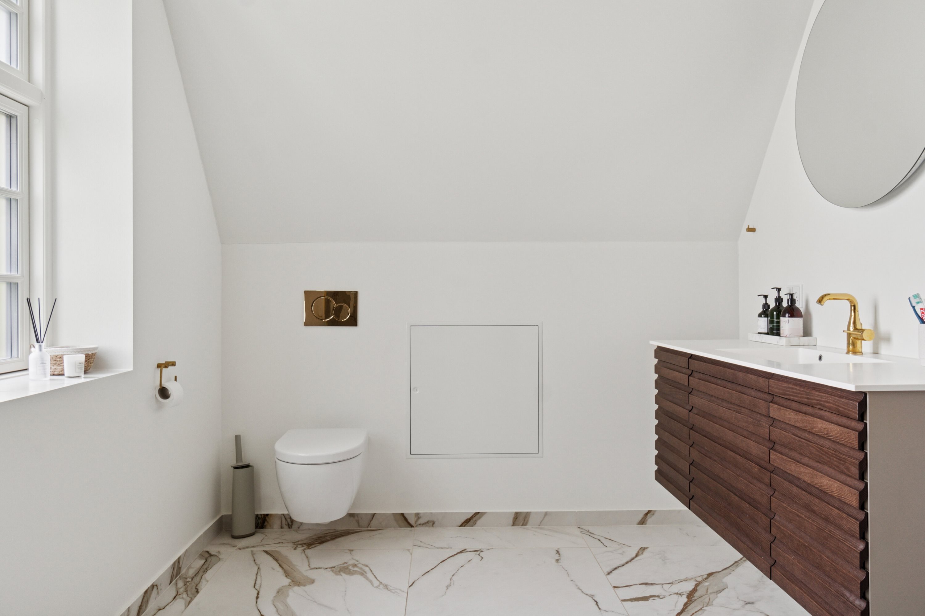 Fremhævet badeværelse billede i fuldskærmstilstand. Billede af Holbergsgade 45, 4200 Slagelse