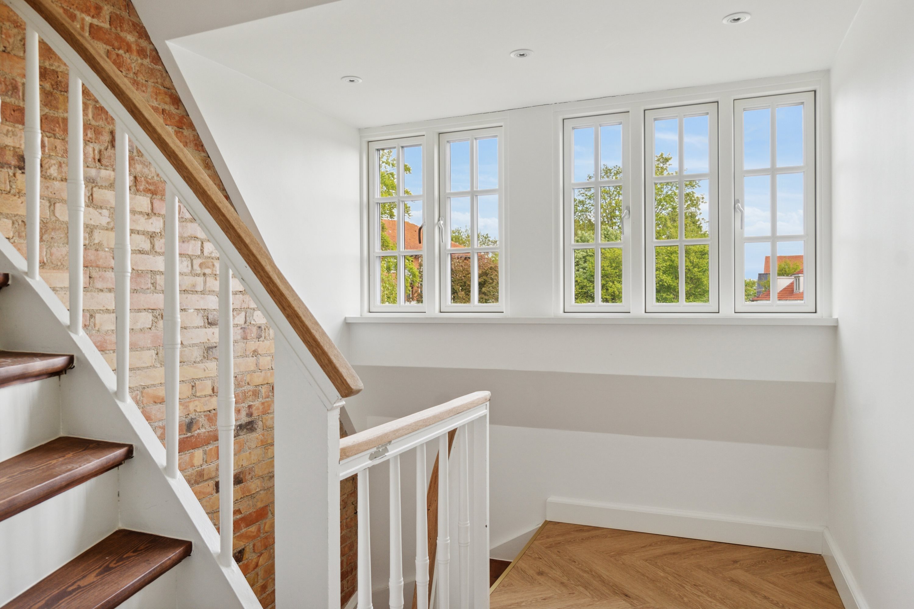 Fremhævet trappe billede i fuldskærmstilstand. Billede af Holbergsgade 45, 4200 Slagelse