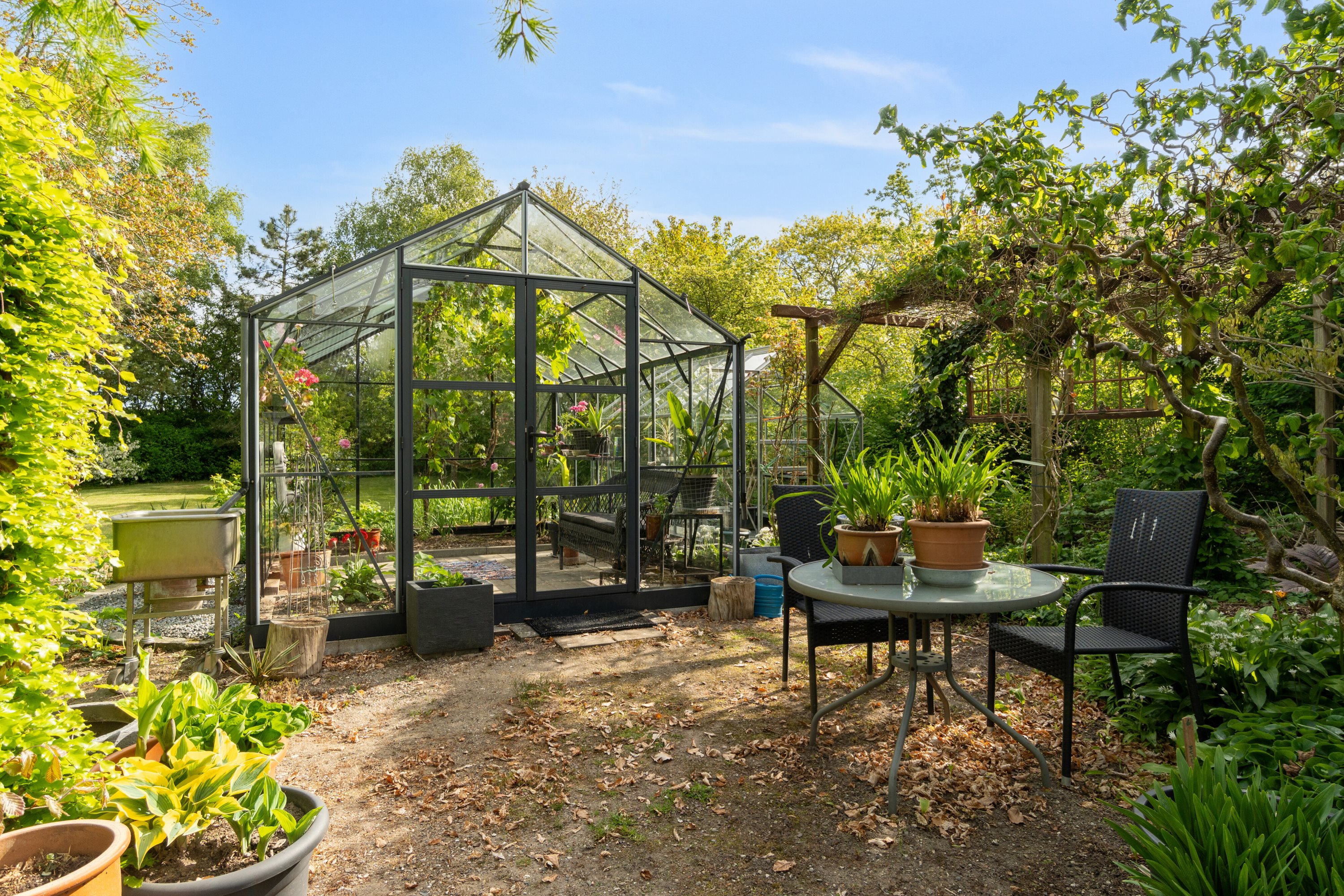 Fremhævet udendørs billede i fuldskærmstilstand. Billede af Næstved Landevej 10, 4250 Fuglebjerg