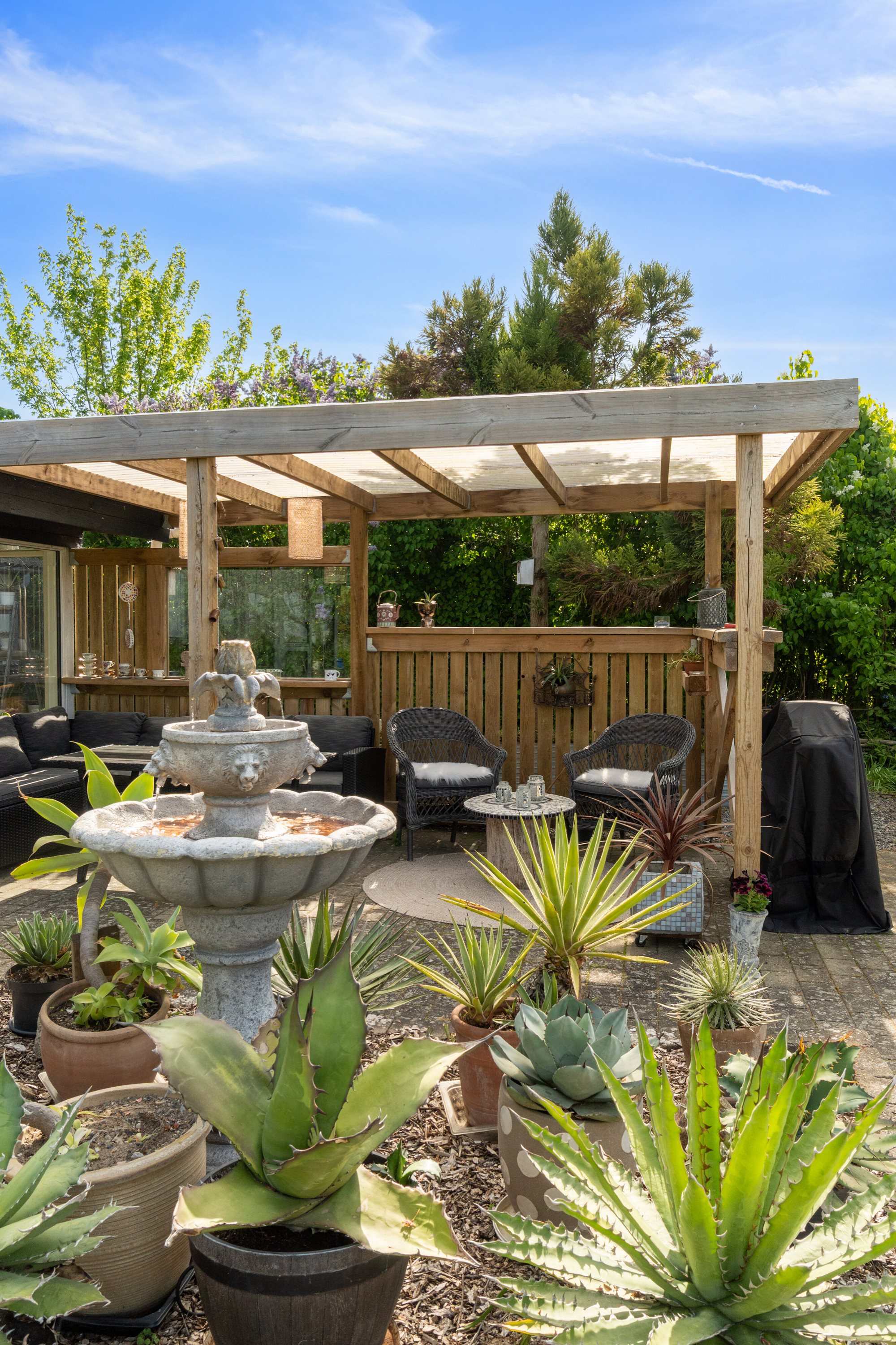 Fremhævet terrasse billede i fuldskærmstilstand. Billede af Næstved Landevej 10, 4250 Fuglebjerg