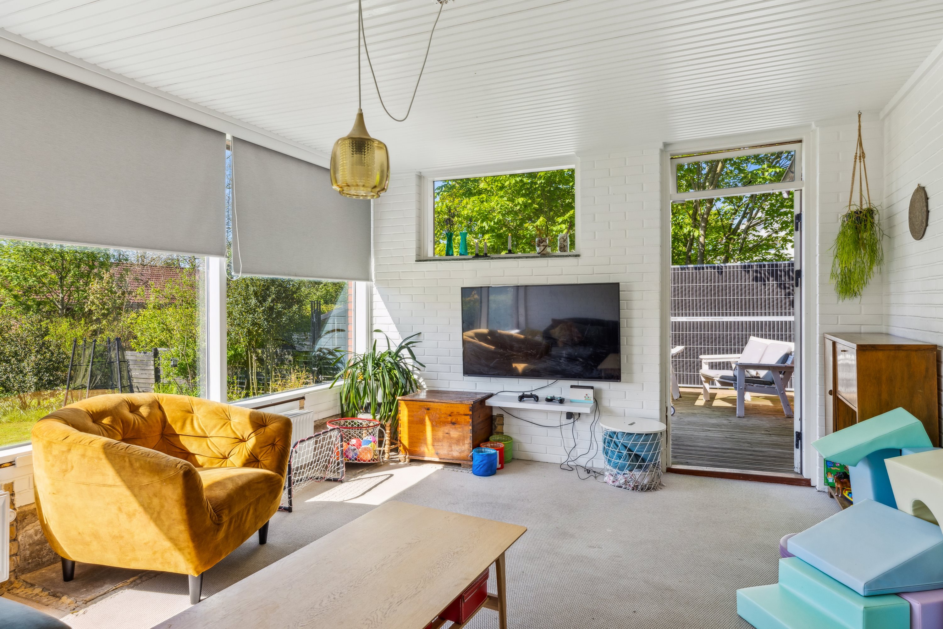 Fremhævet stue billede i fuldskærmstilstand. Billede af Obbekjærvej 4, 6760 Ribe