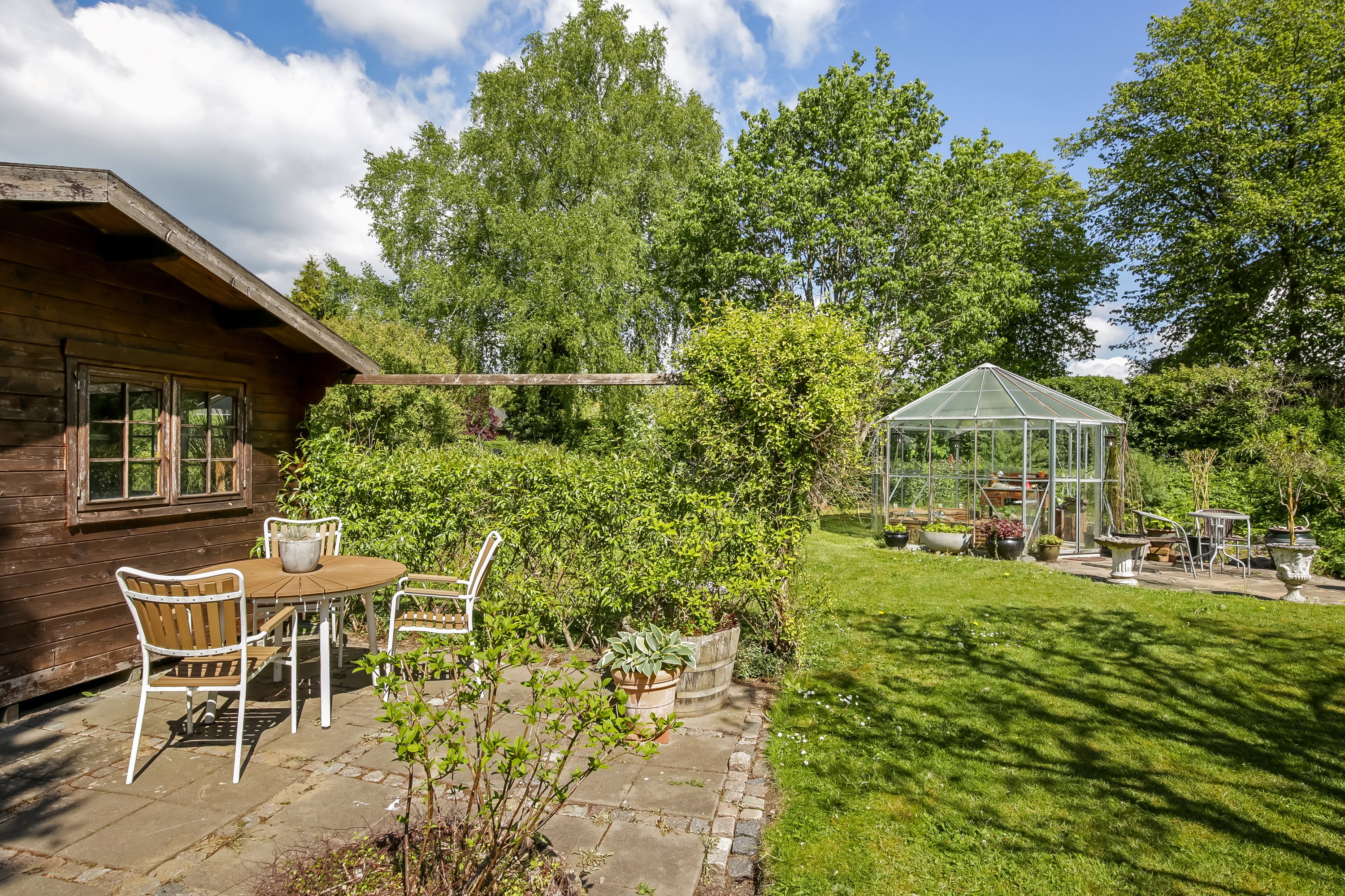 Fremhævet terrasse billede i fuldskærmstilstand. Billede af Kirkevej 21, Pindstrup, 8550 Ryomgård