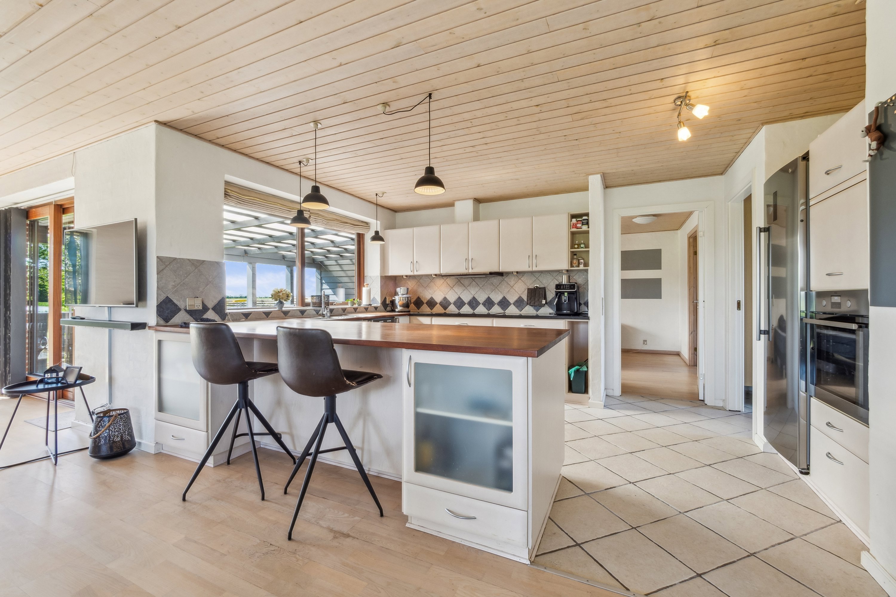 Fremhævet køkken billede i fuldskærmstilstand. Billede af Bostrupvej 1, Bostrup, 7870 Roslev