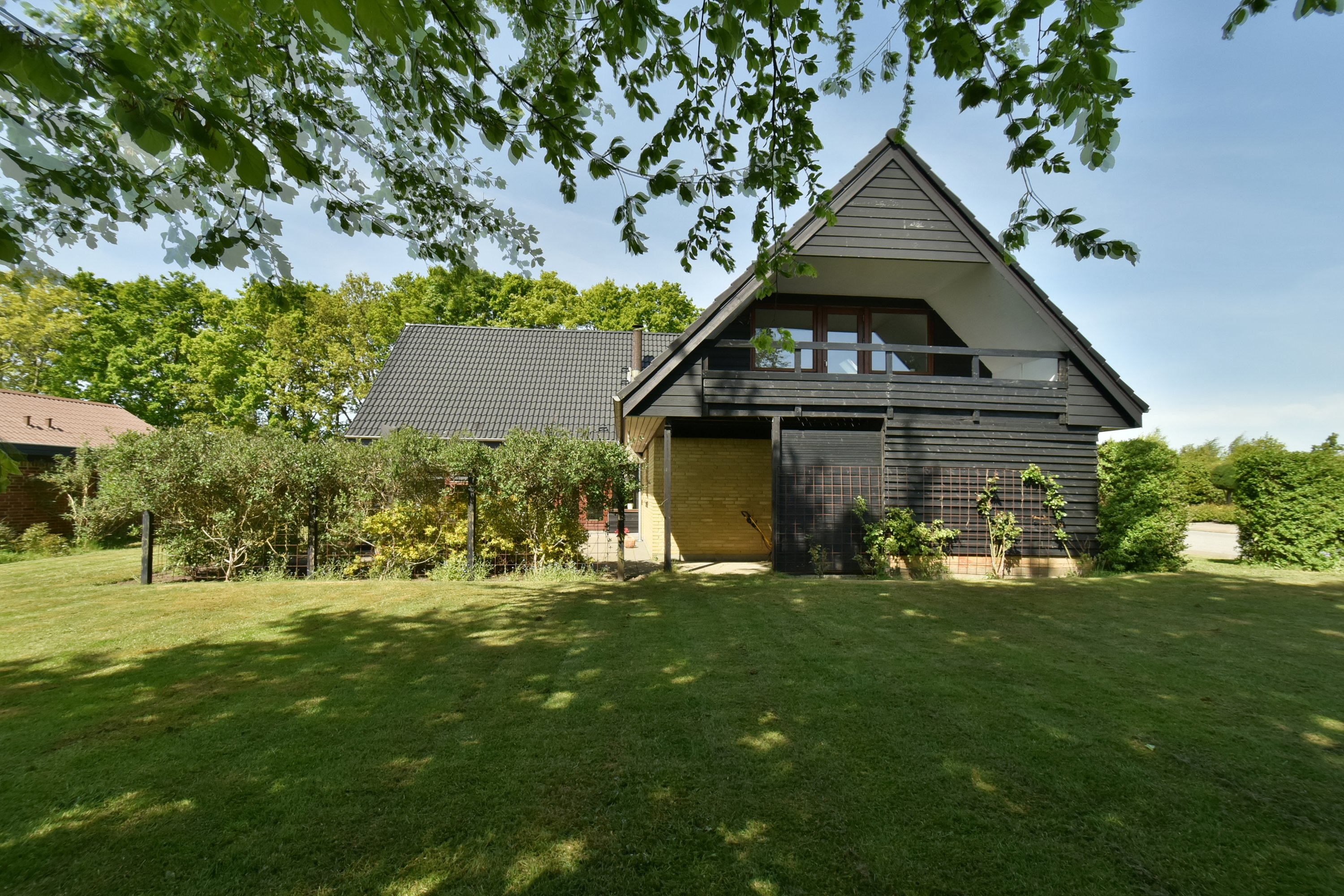 Fremhævet ejendommen billede i fuldskærmstilstand. Billede af Linåvænget 2, 7451 Sunds