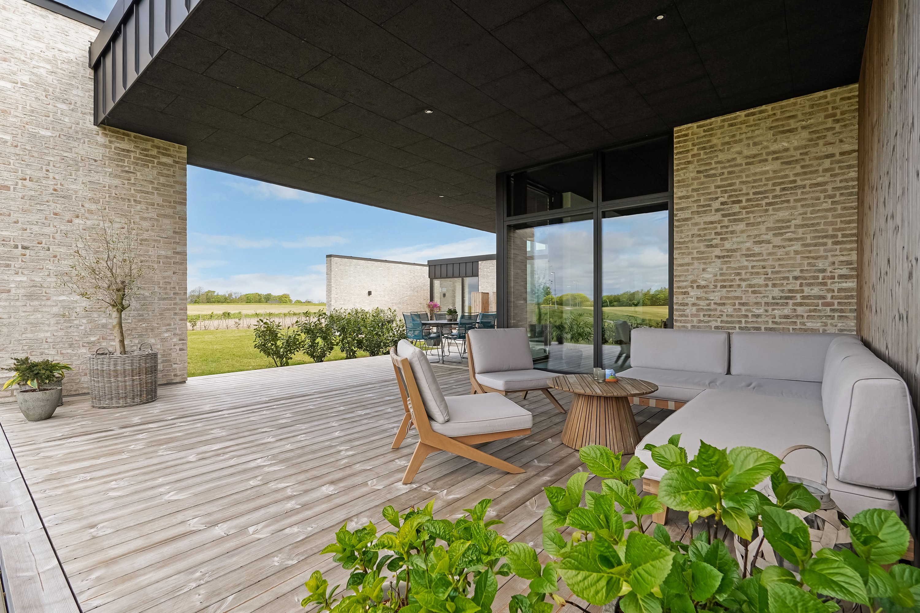 Fremhævet terrasse billede i fuldskærmstilstand. Billede af Asta Andersens Vej 12, 7300 Jelling