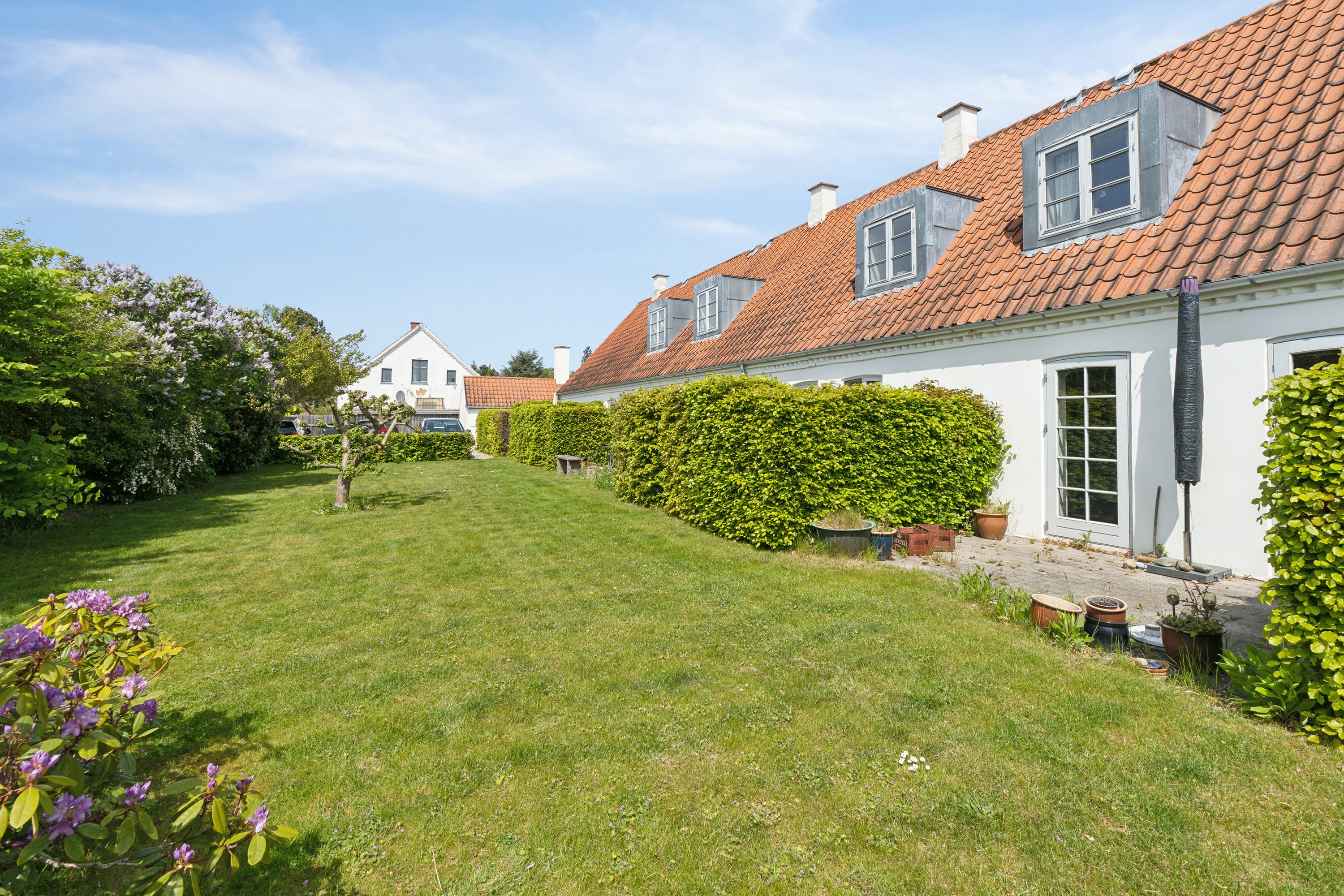 Fremhævet set fra haven billede i fuldskærmstilstand. Billede af Eleonoravej 2B, 4000 Roskilde