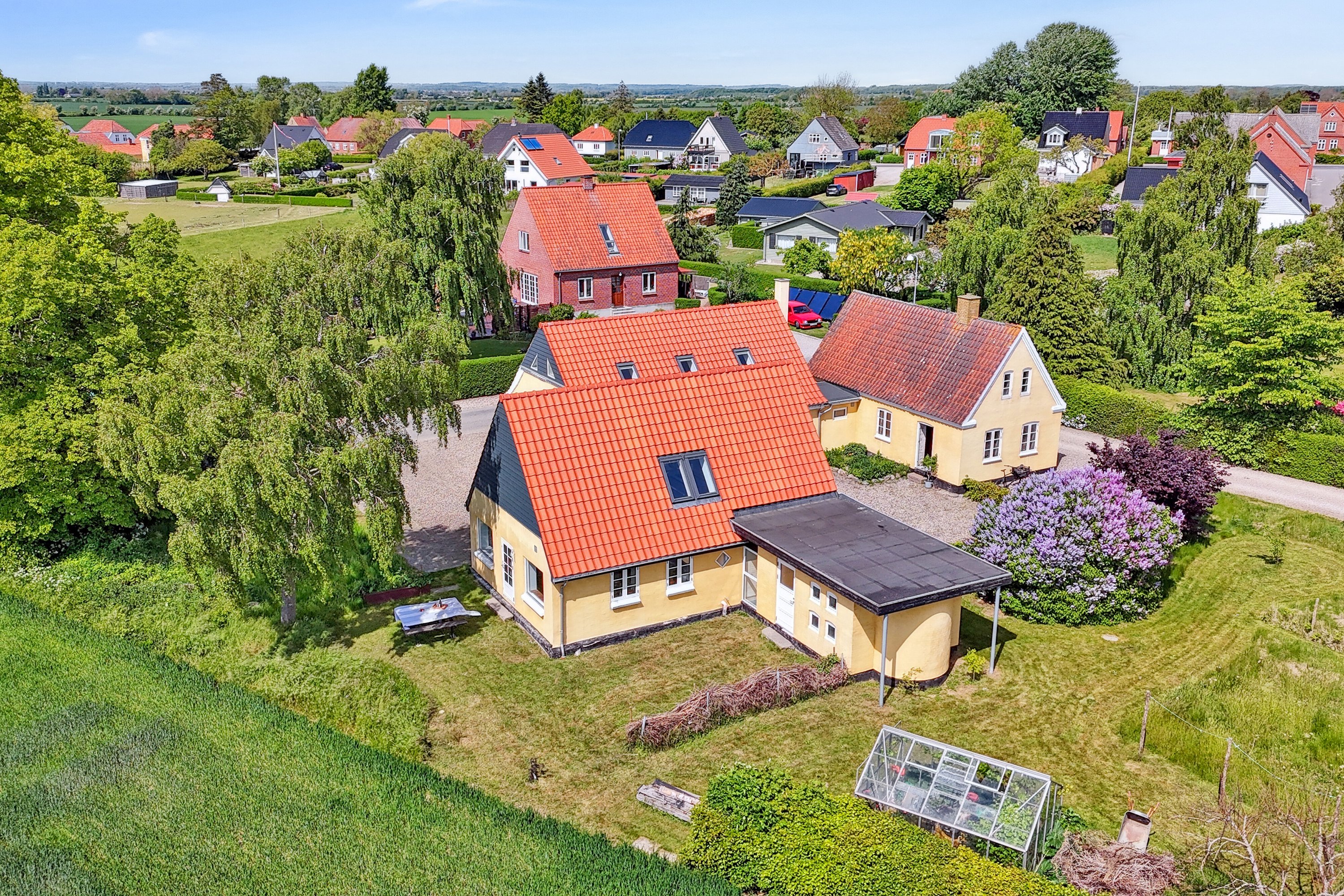 Fremhævet set fra haven billede i fuldskærmstilstand. Billede af Vårøvej 13, Tåsinge, 5700 Svendborg