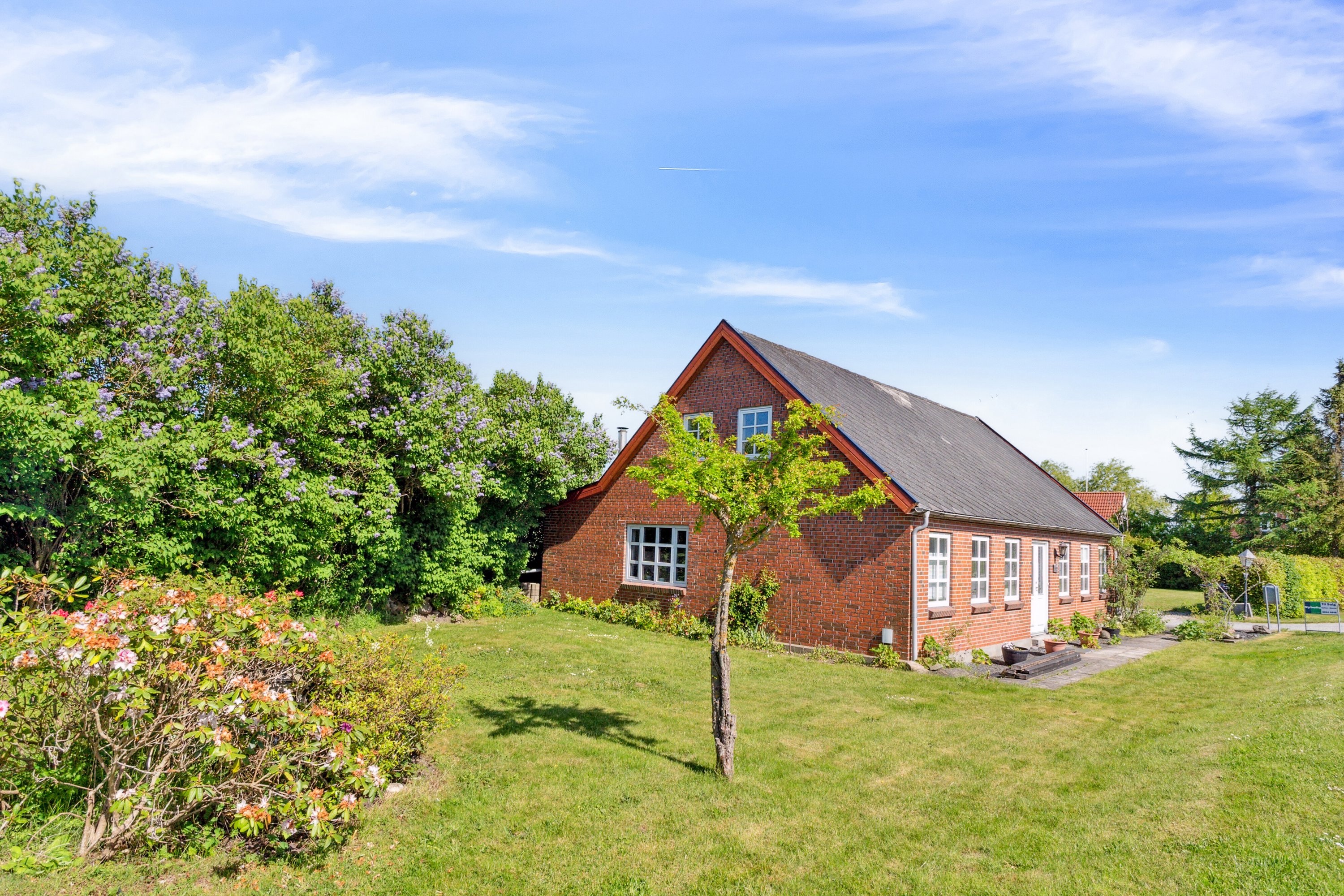 Fremhævet set fra haven billede i fuldskærmstilstand. Billede af Tåstrupvej 117, 8462 Harlev J