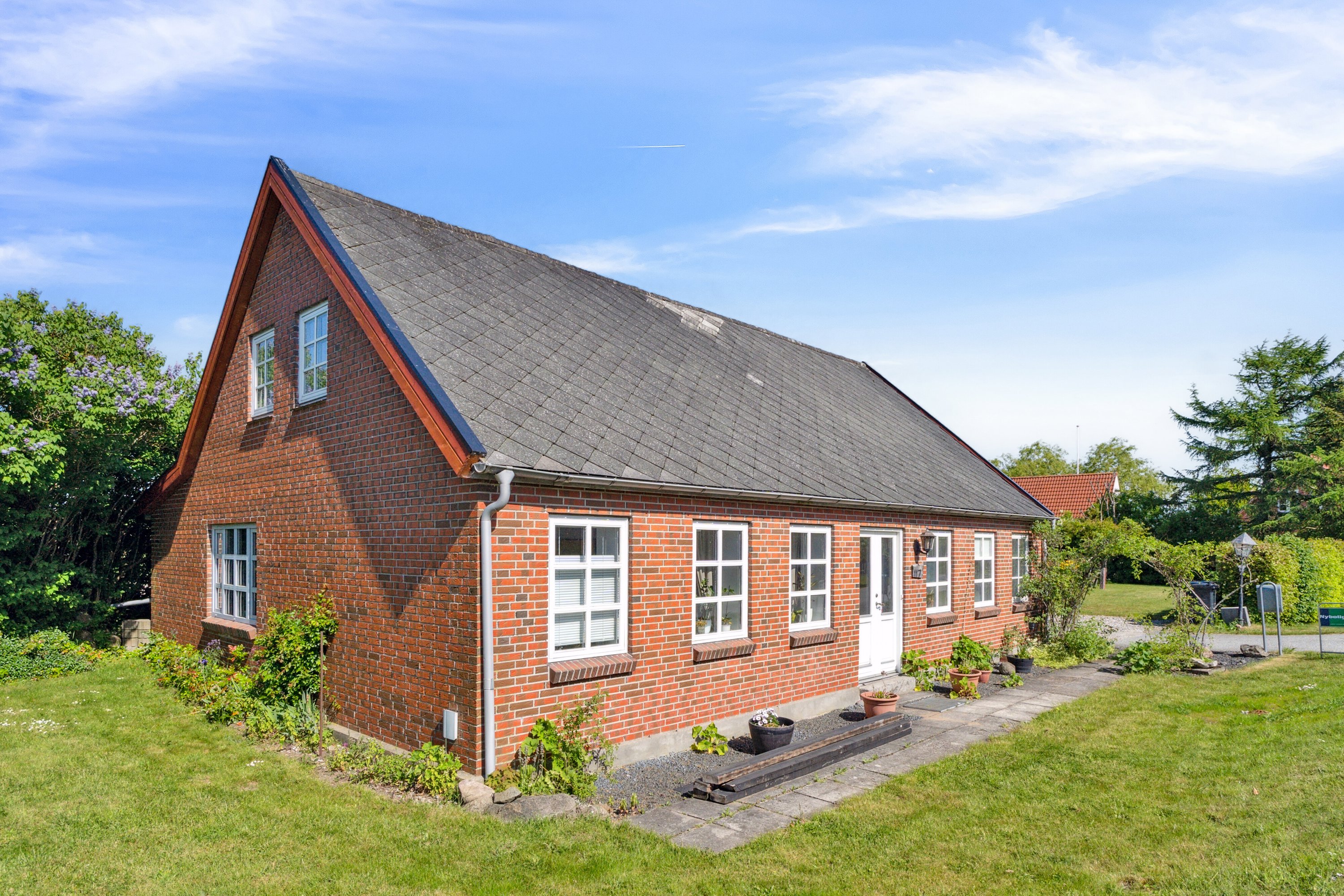 Fremhævet set fra haven billede i fuldskærmstilstand. Billede af Tåstrupvej 117, 8462 Harlev J