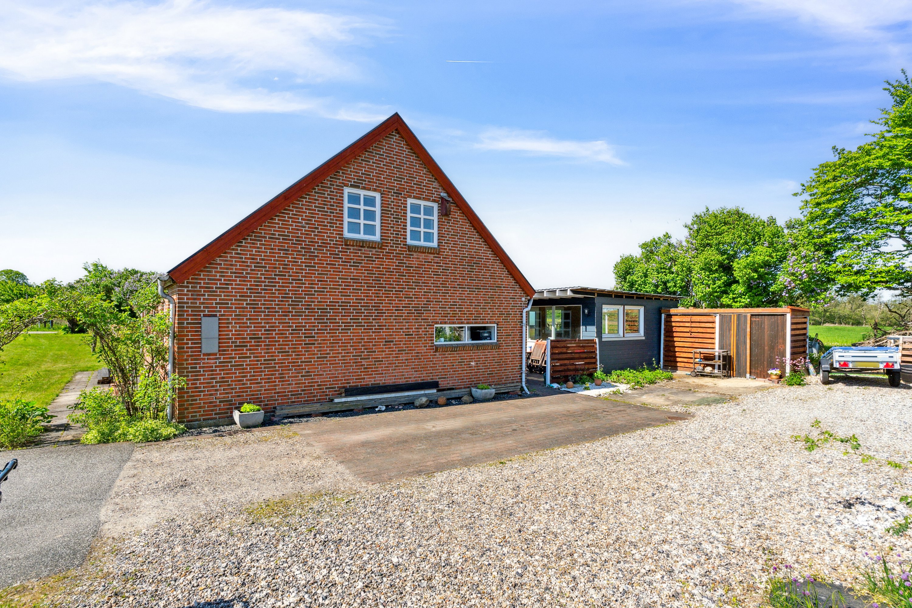 Fremhævet set fra haven billede i fuldskærmstilstand. Billede af Tåstrupvej 117, 8462 Harlev J