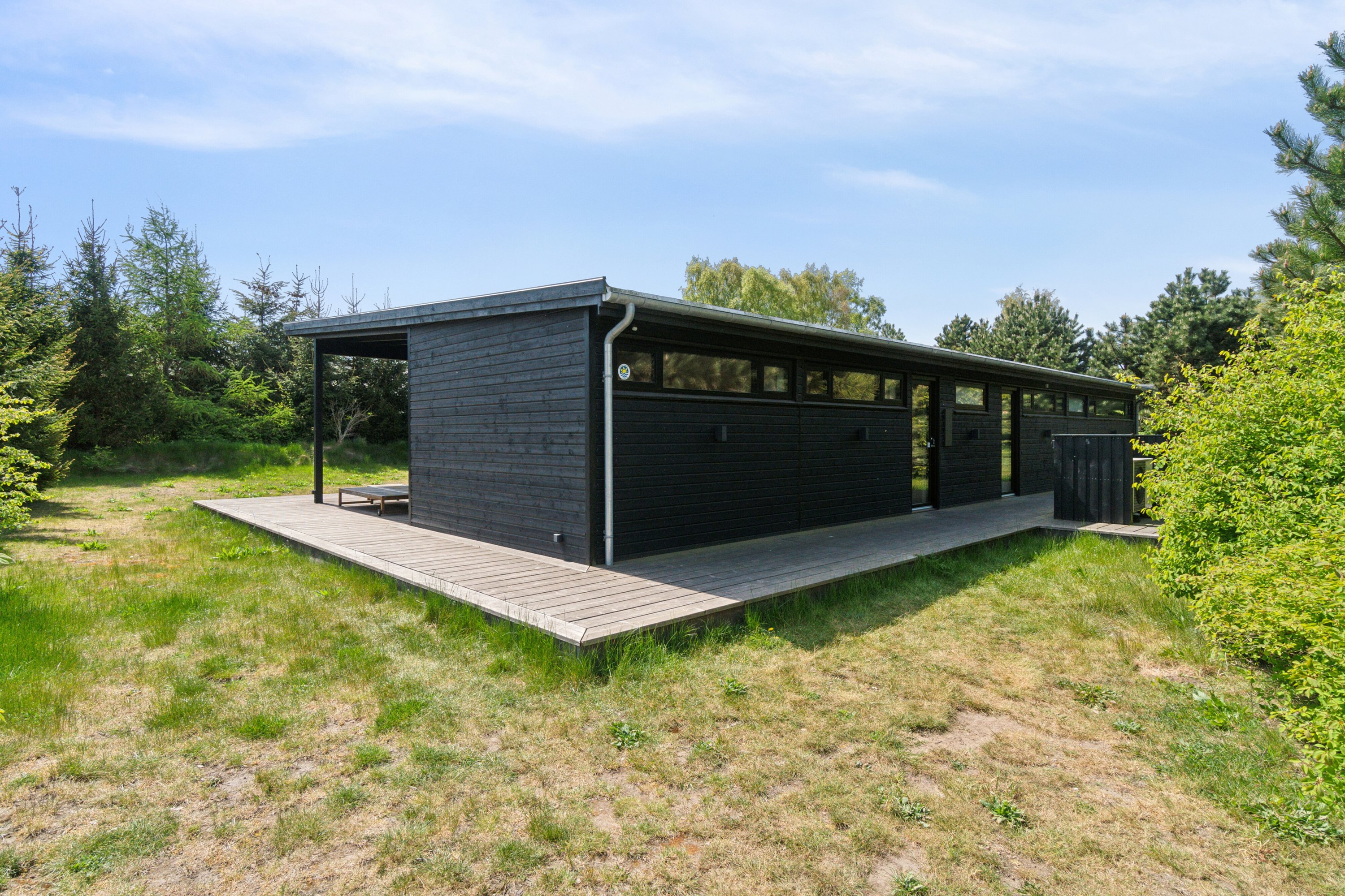 Fremhævet set fra haven billede i fuldskærmstilstand. Billede af Åbrinken 2, Pedersker, 3720 Aakirkeby