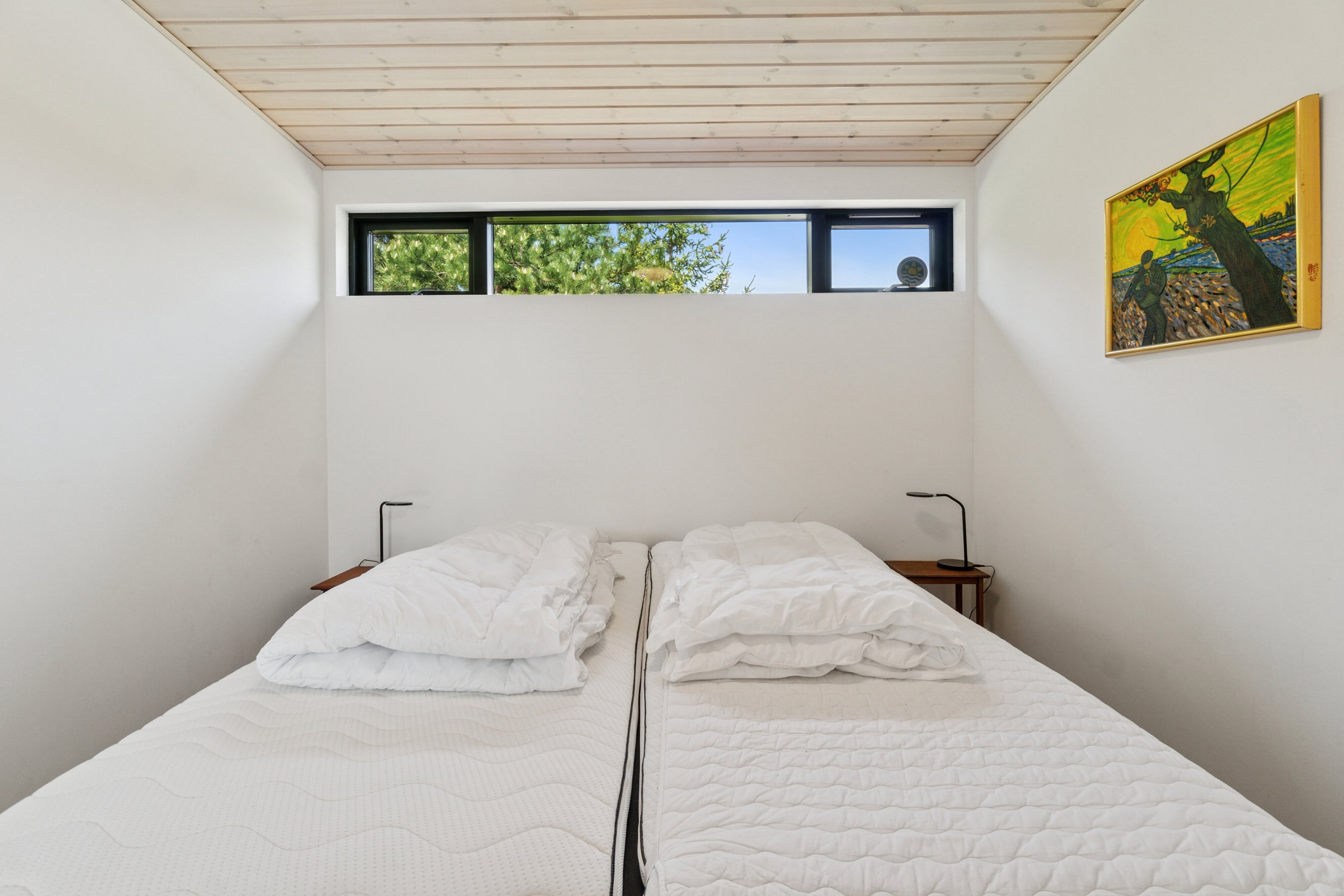 Fremhævet soveværelse billede i fuldskærmstilstand. Billede af Åbrinken 2, Pedersker, 3720 Aakirkeby