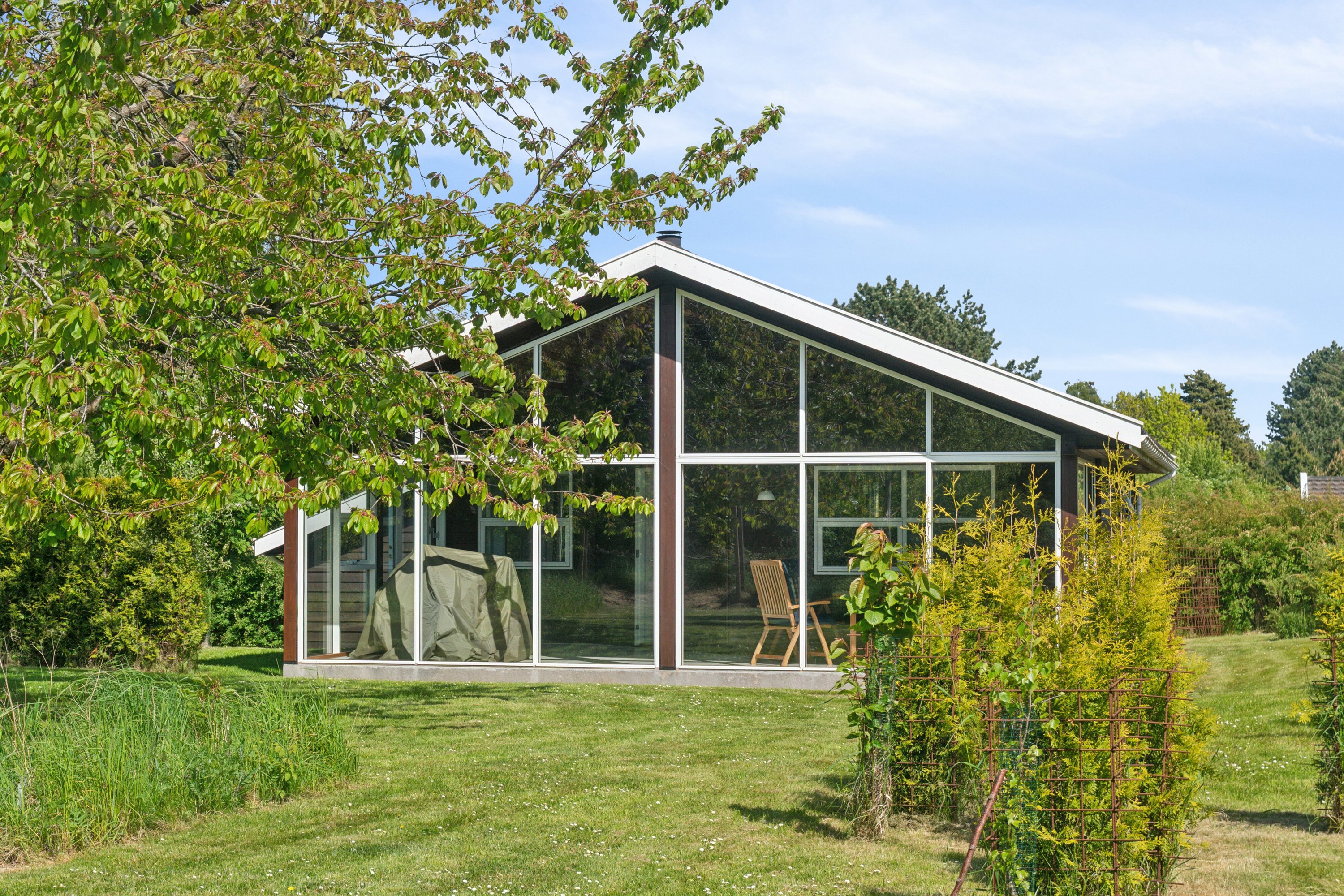 Miniaturebillede 2: set fra haven. Billede af Glentevej 1, 4400 Kalundborg