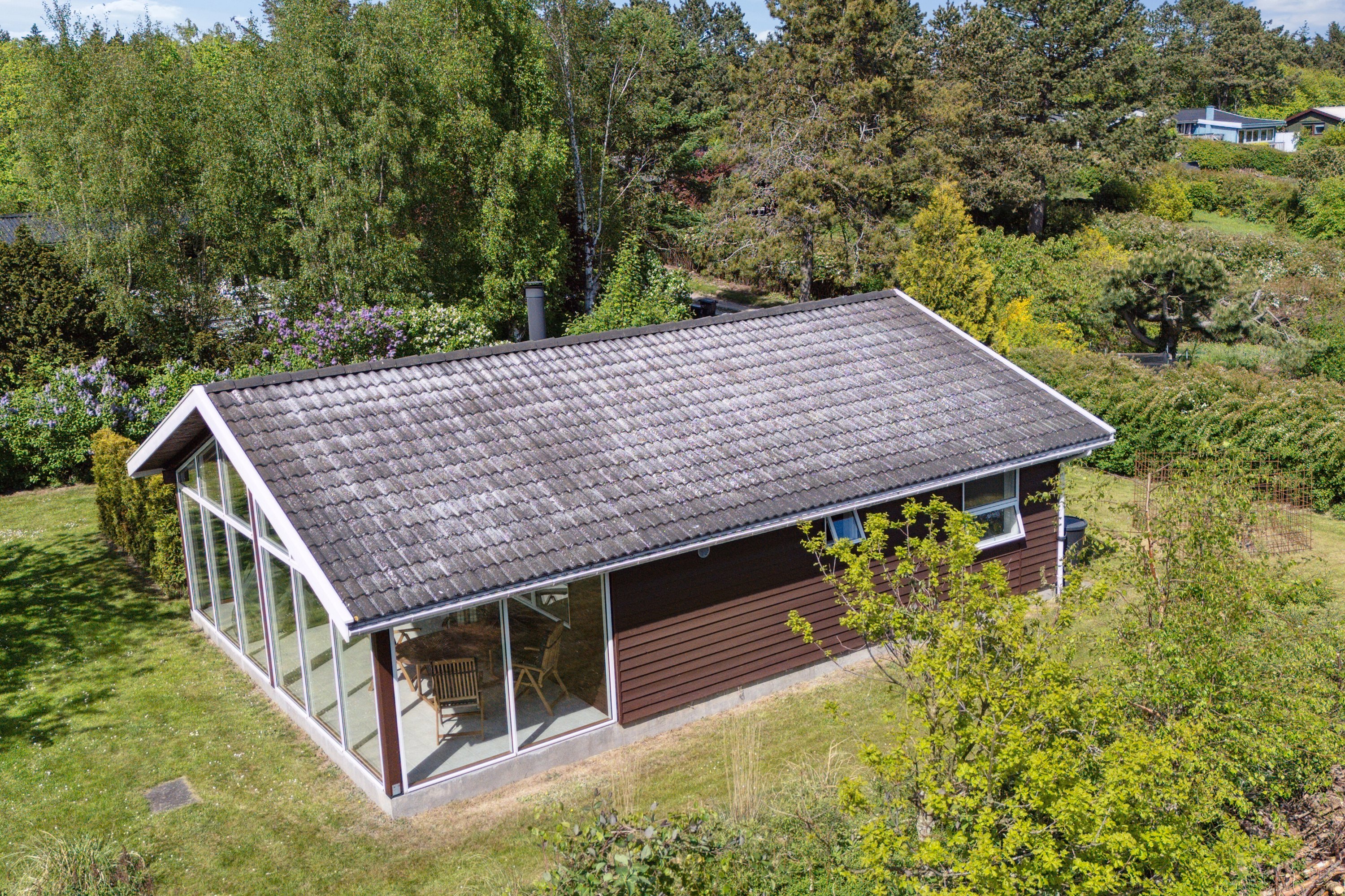 Fremhævet set fra haven billede i fuldskærmstilstand. Billede af Glentevej 1, 4400 Kalundborg