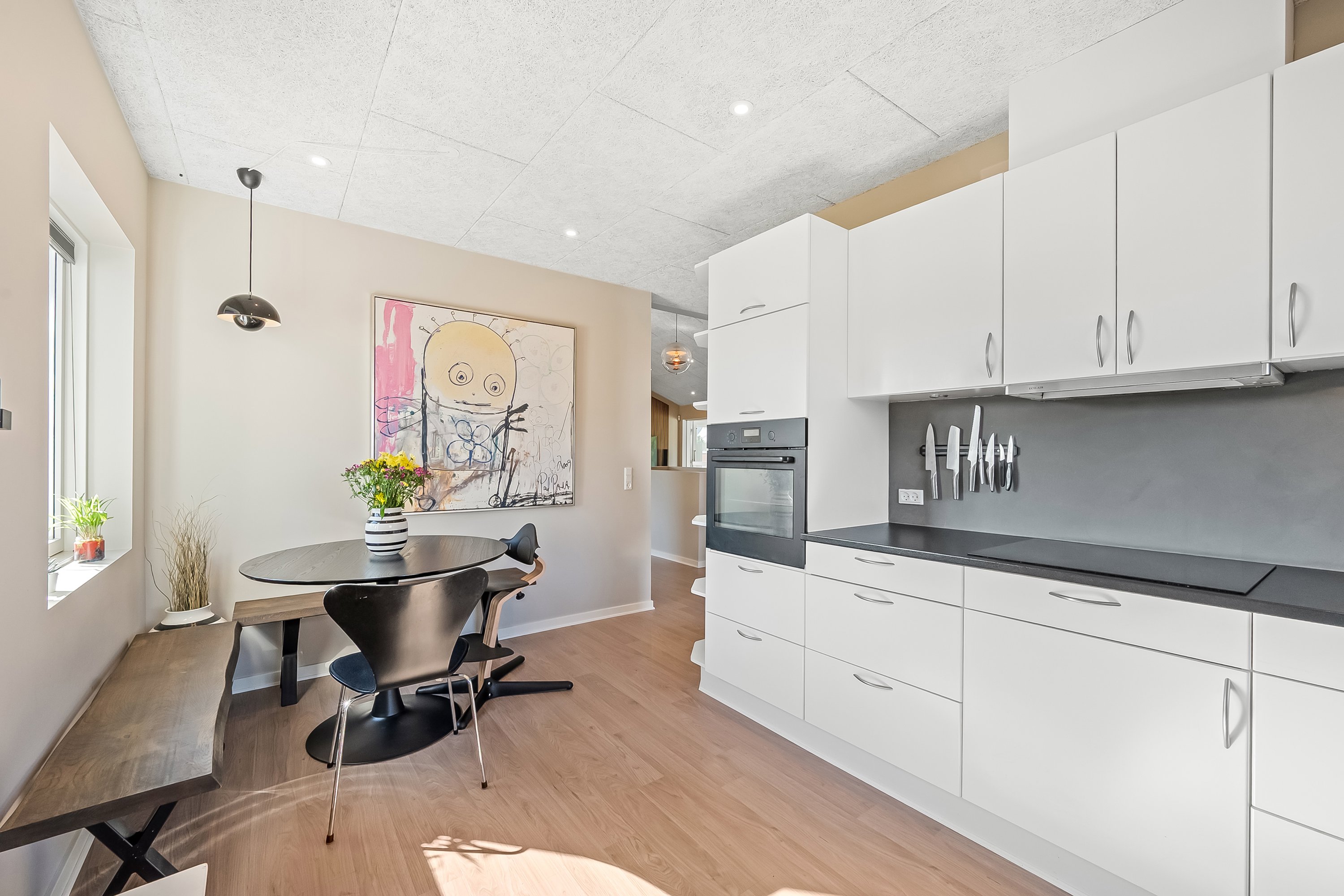 Fremhævet køkken billede i fuldskærmstilstand. Billede af Dalvej 7, 6900 Skjern