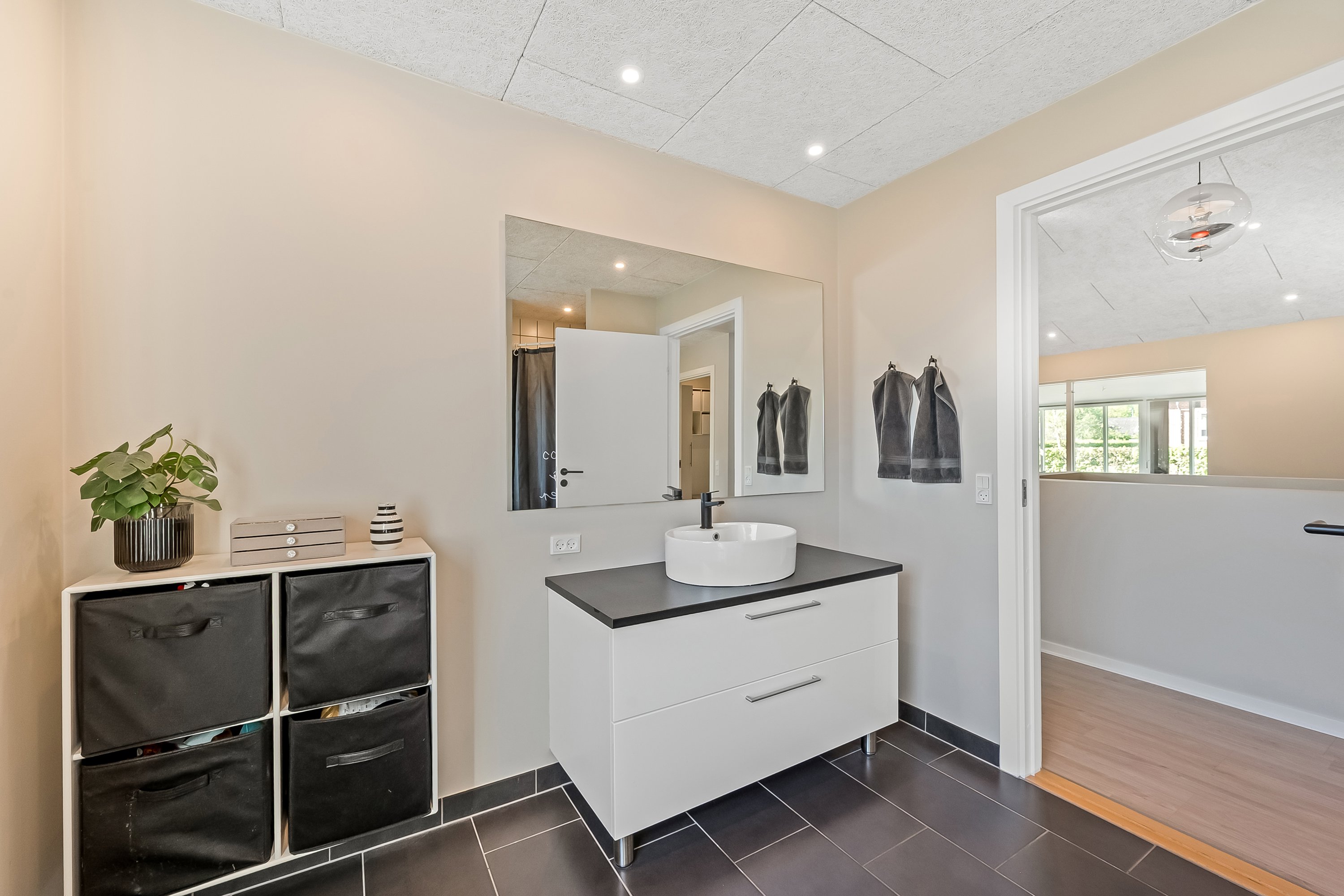 Fremhævet badeværelse billede i fuldskærmstilstand. Billede af Dalvej 7, 6900 Skjern