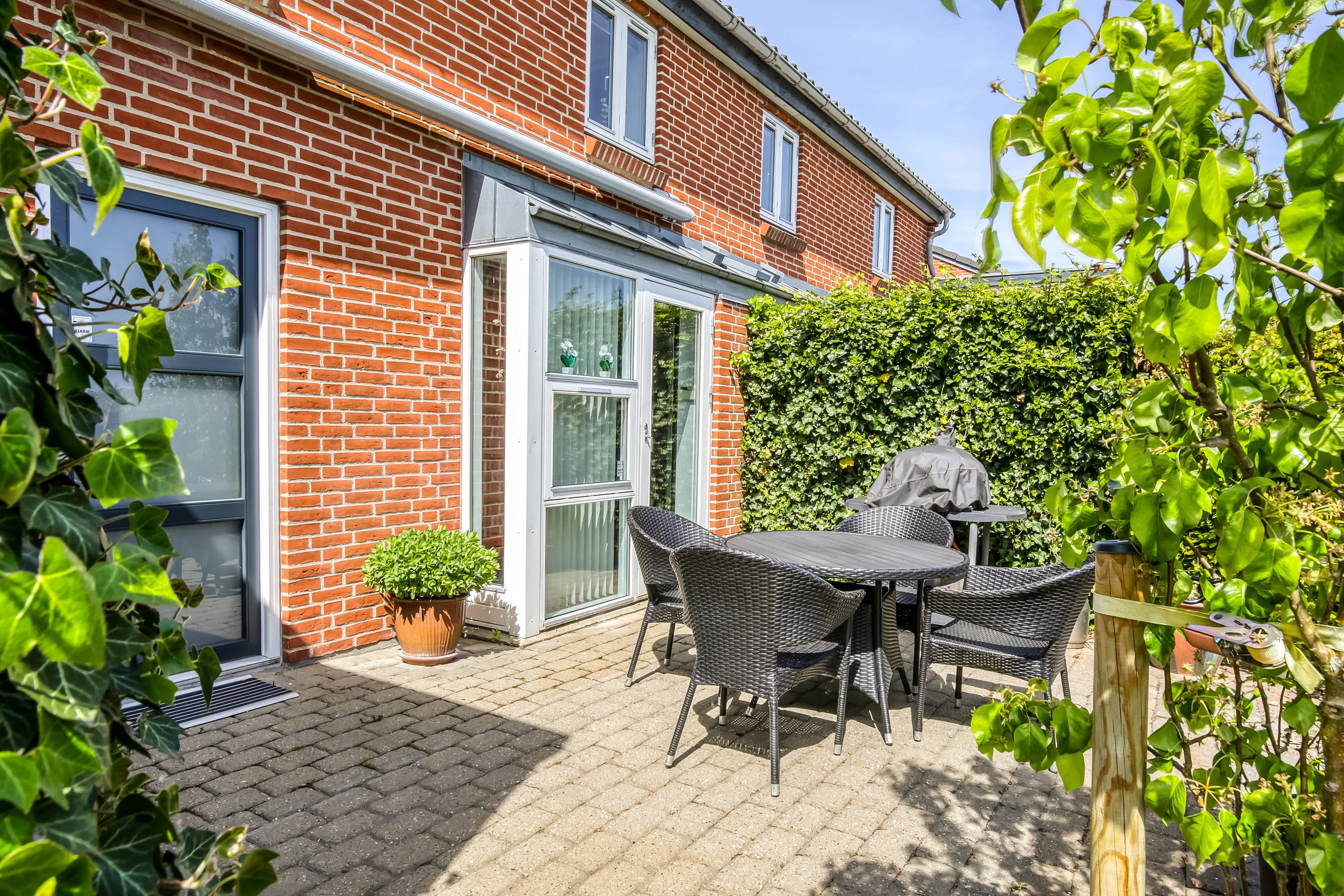 Fremhævet terrasse billede i fuldskærmstilstand. Billede af Segaltvej 125, Løgten, 8541 Skødstrup