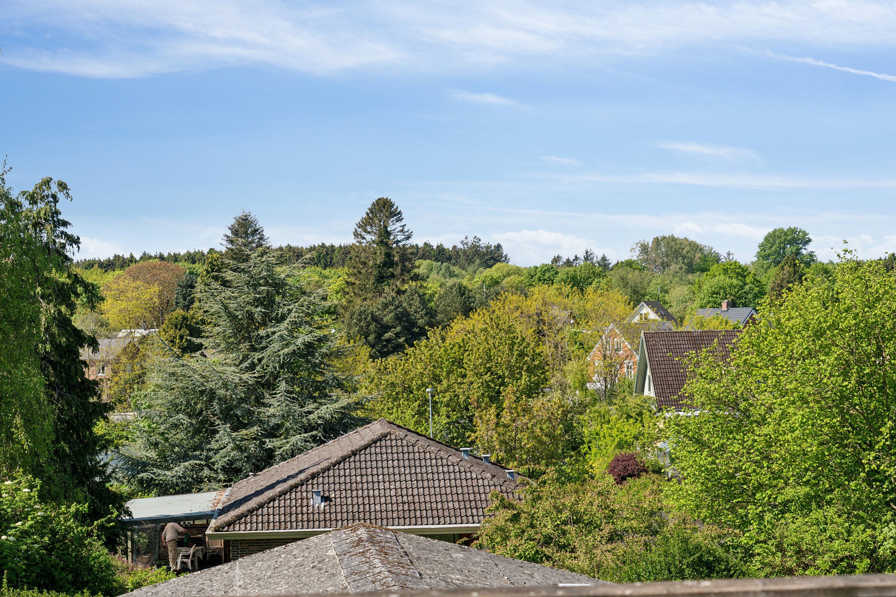 Fremhævet udendørs billede i fuldskærmstilstand. Billede af Odensevej 27, 5700 Svendborg