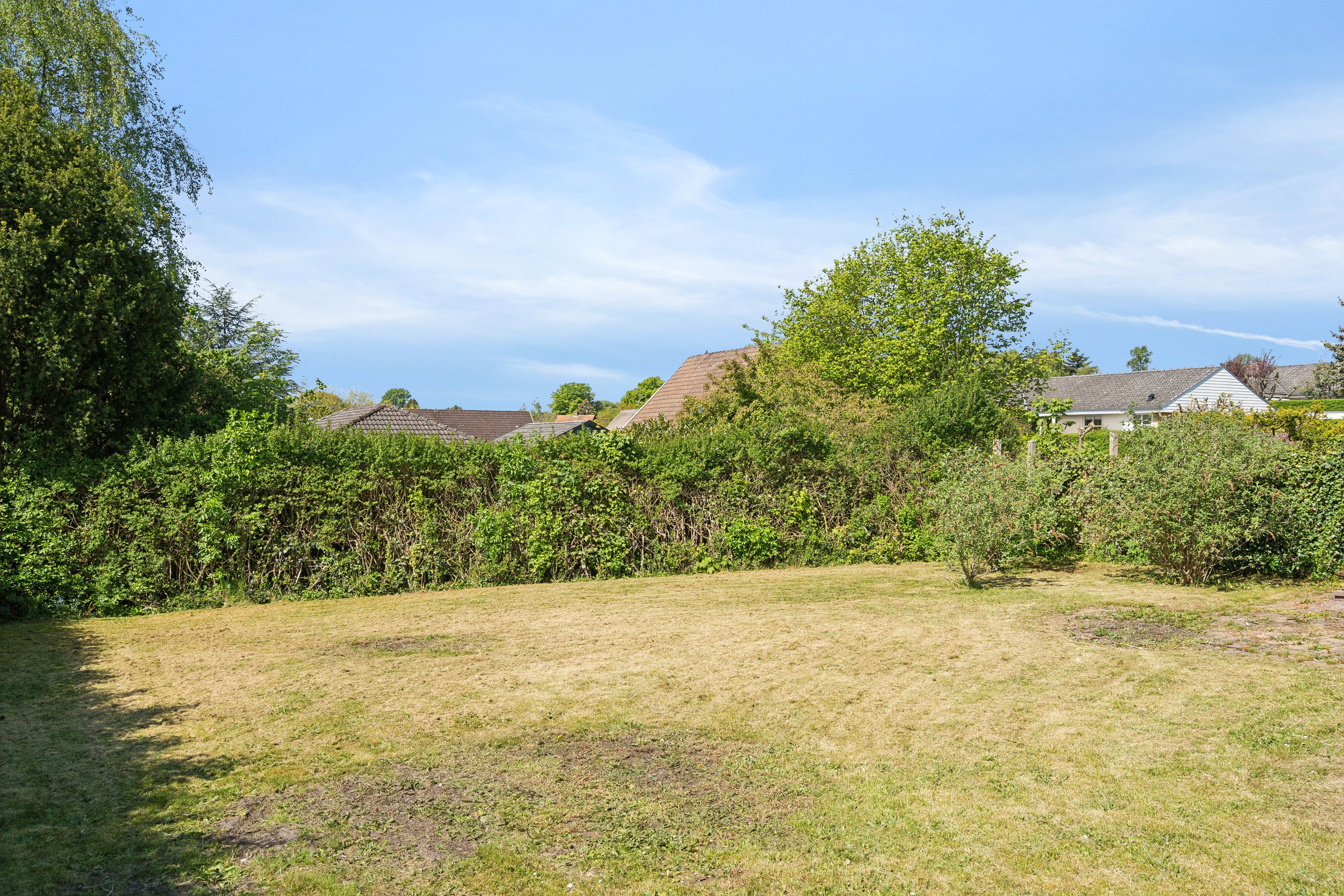 Fremhævet set fra haven billede i fuldskærmstilstand. Billede af Odensevej 27, 5700 Svendborg