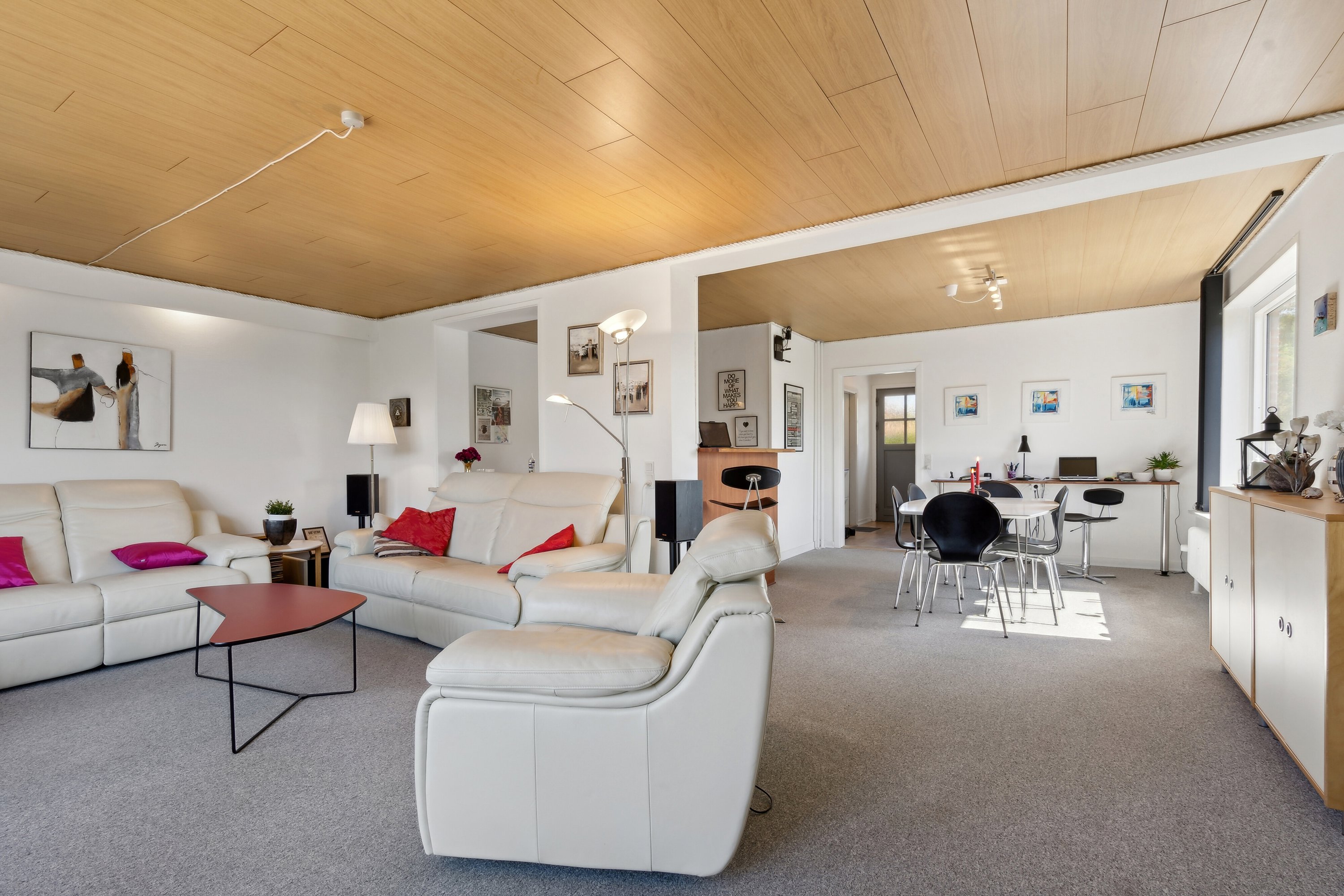 Miniaturebillede 1: stue. Billede af Odensevej 27, 5700 Svendborg