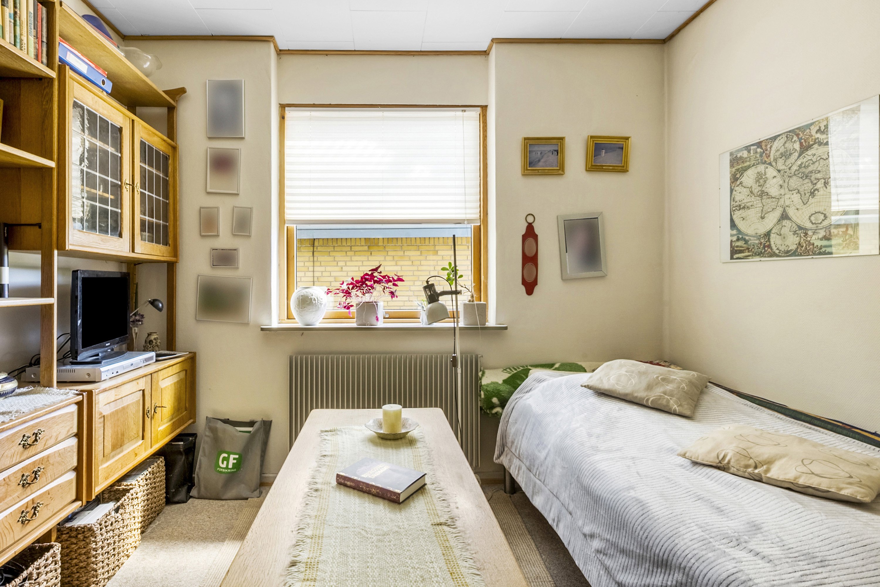 Fremhævet soveværelse billede i fuldskærmstilstand. Billede af Farverhus 270, 6200 Aabenraa