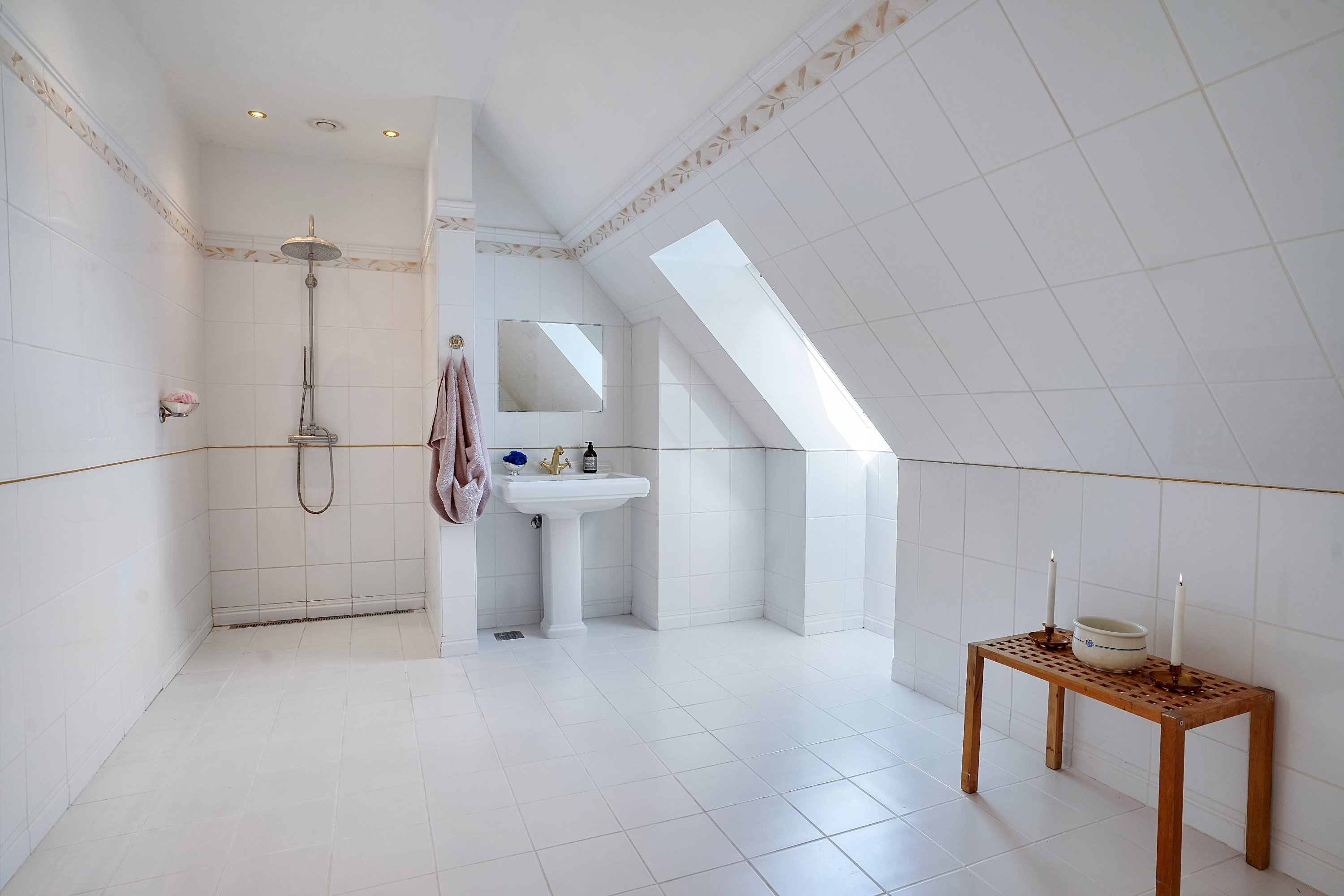 Fremhævet badeværelse billede i fuldskærmstilstand. Billede af Gammel Strandvej 416C, 3060 Espergærde