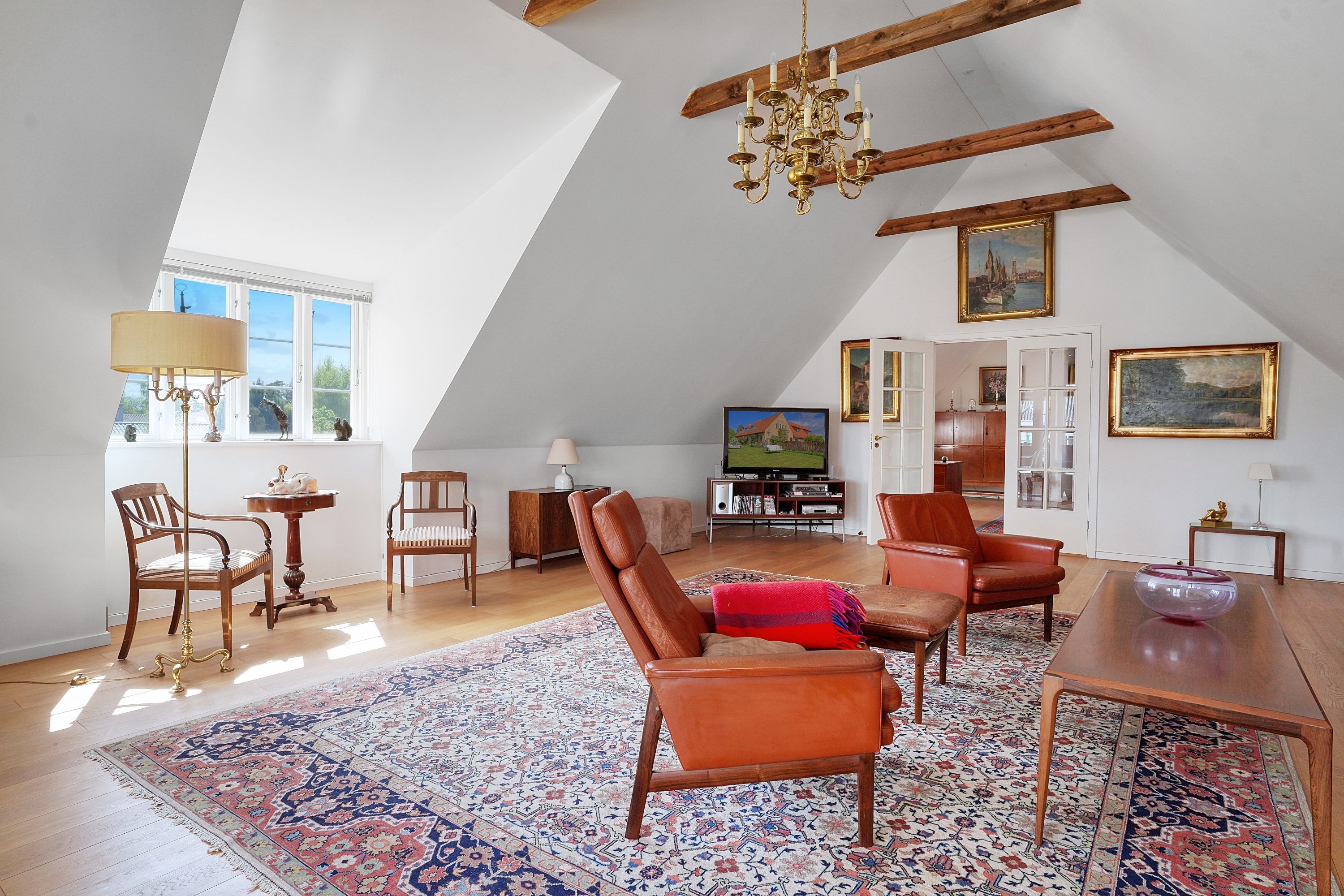 Fremhævet stue billede i fuldskærmstilstand. Billede af Gammel Strandvej 416C, 3060 Espergærde