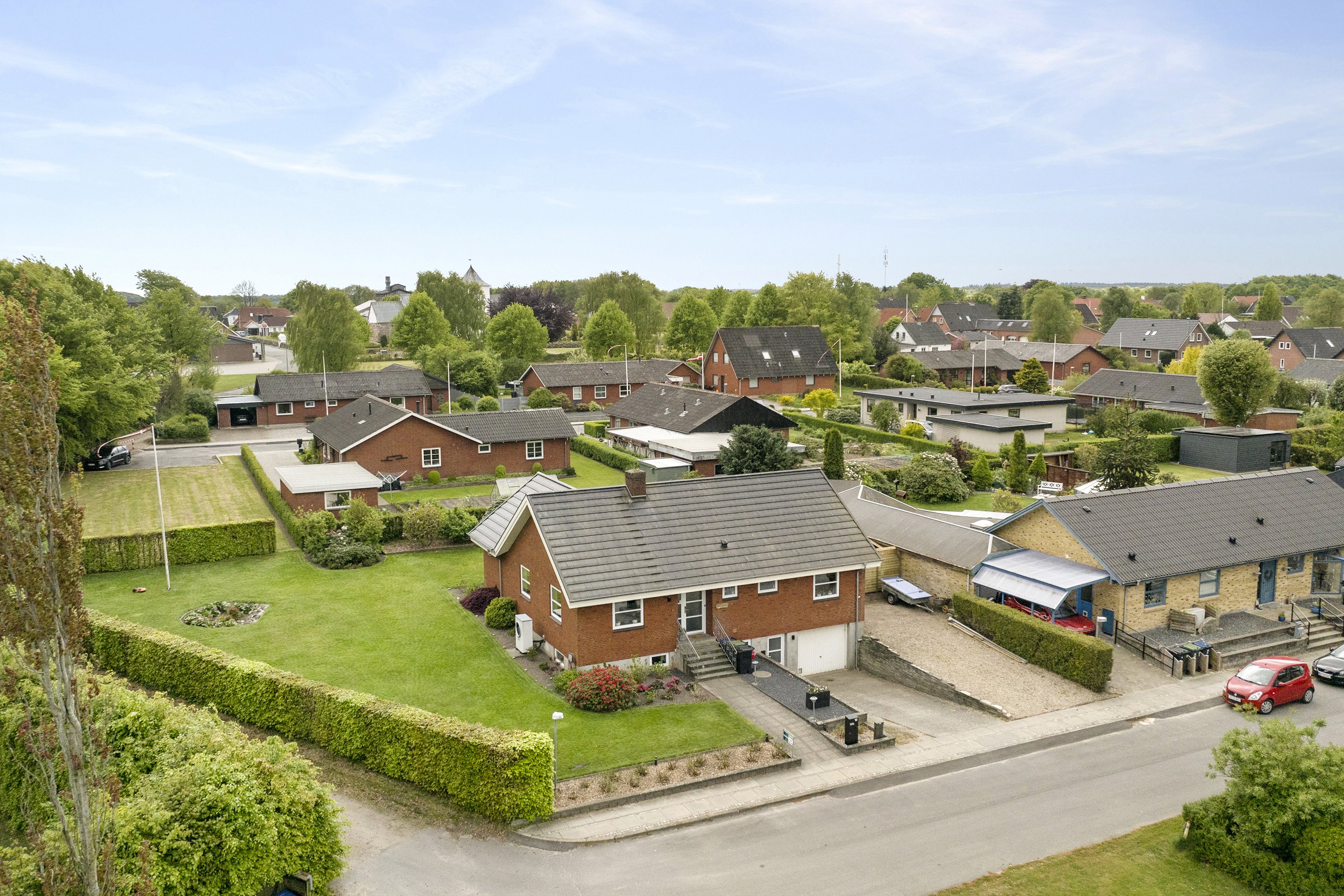 Fremhævet andet billede i fuldskærmstilstand. Billede af Agerlunden 10, Næsbjerg, 6800 Varde