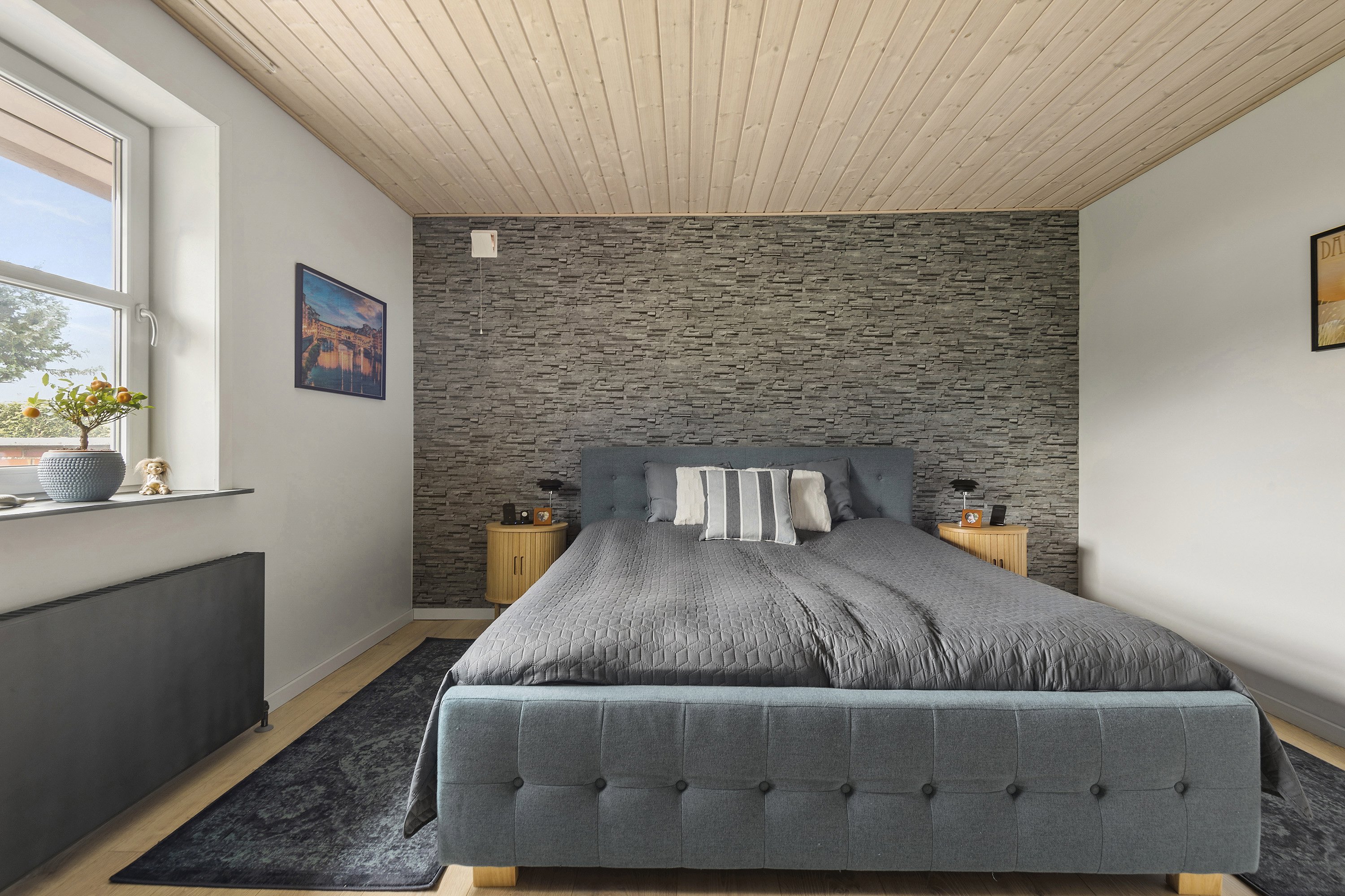 Fremhævet soveværelse billede i fuldskærmstilstand. Billede af Agerlunden 10, Næsbjerg, 6800 Varde