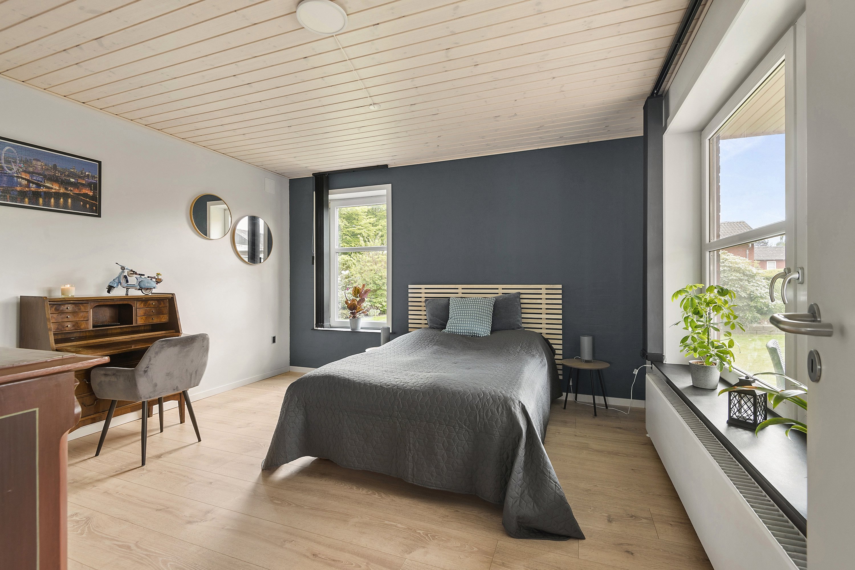 Fremhævet soveværelse billede i fuldskærmstilstand. Billede af Agerlunden 10, Næsbjerg, 6800 Varde