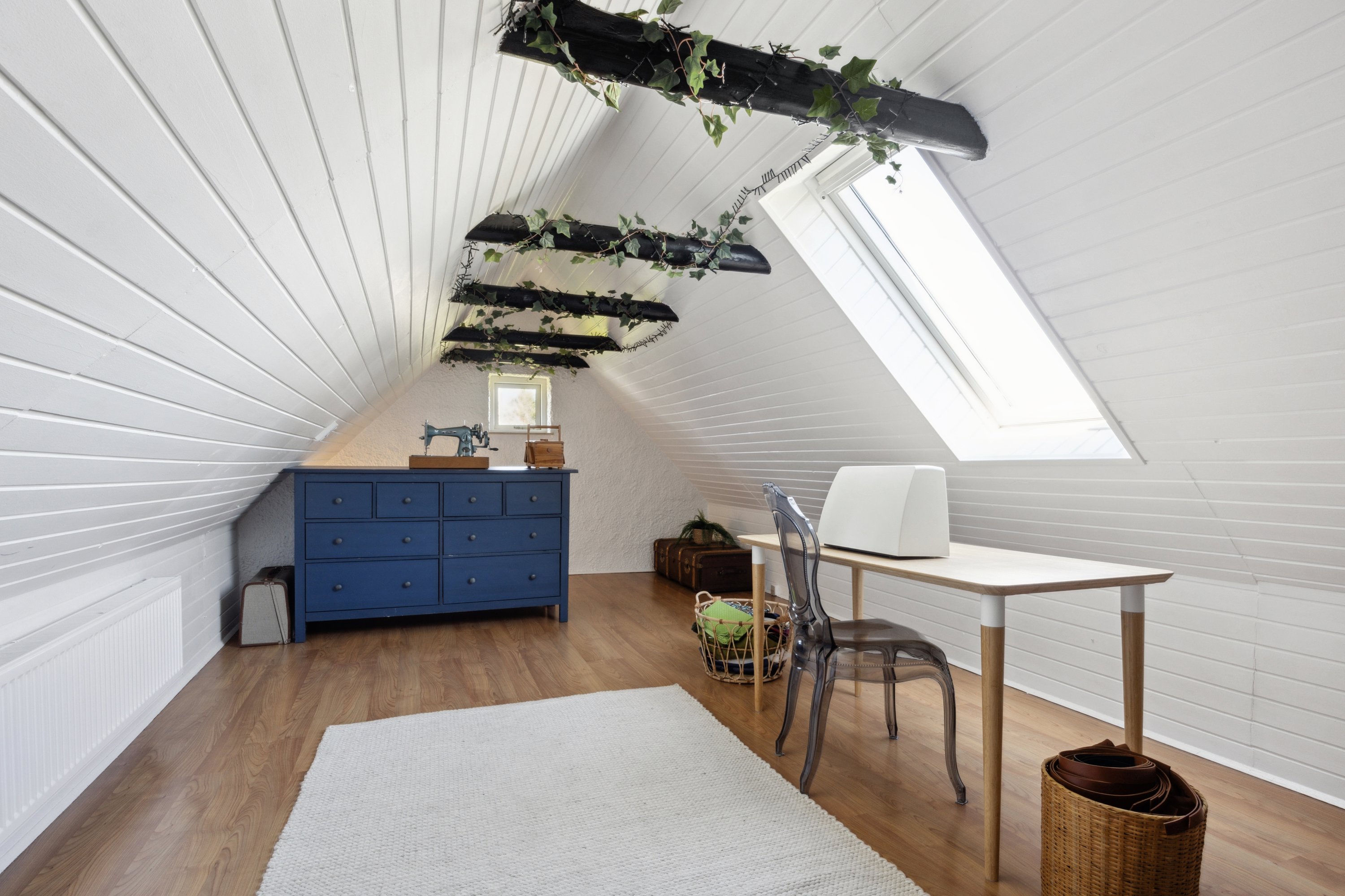 Fremhævet stue billede i fuldskærmstilstand. Billede af Branddamsvej 2, Valløby, 4600 Køge