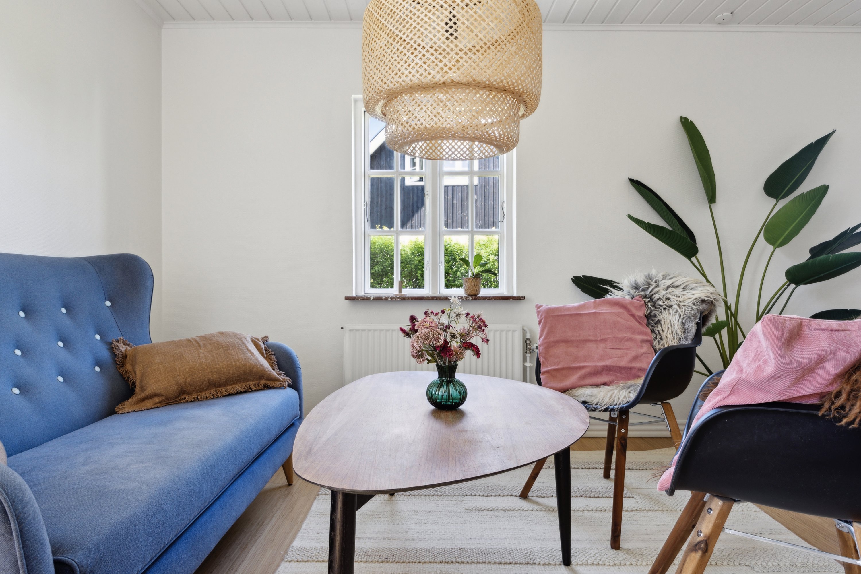 Fremhævet stue billede i fuldskærmstilstand. Billede af Branddamsvej 2, Valløby, 4600 Køge