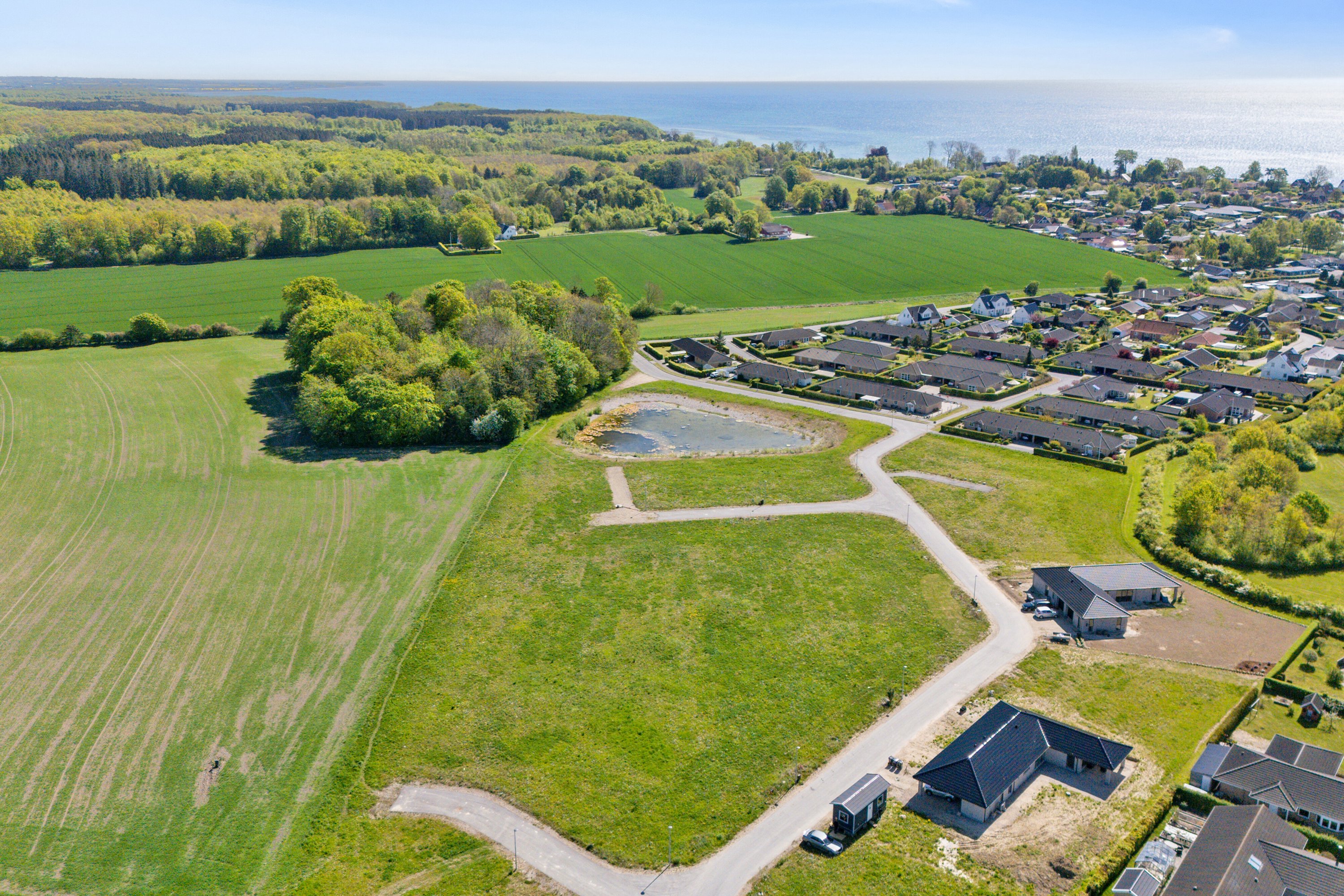 Miniaturebillede 1: . Billede af Tyttebærvej 1, 4654 Faxe Ladeplads