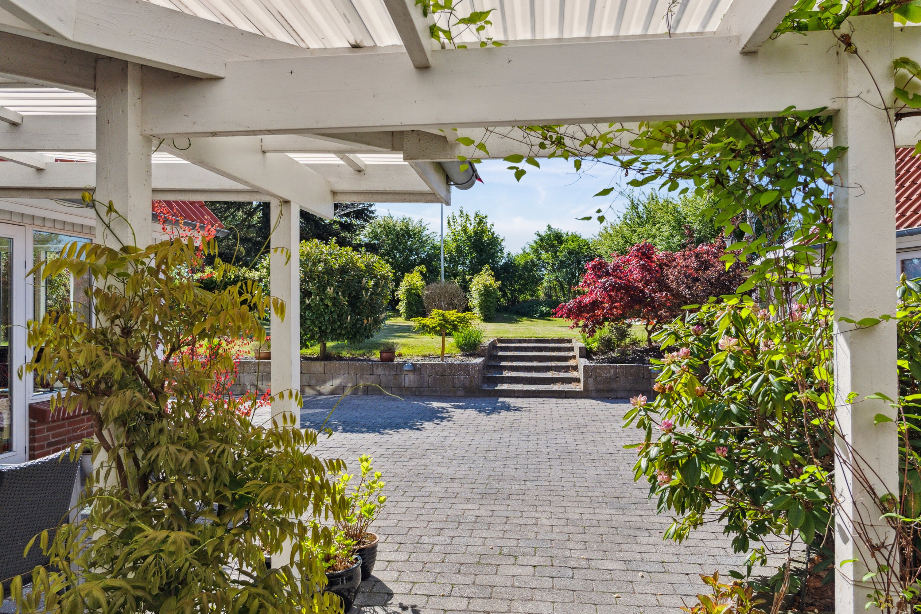 Fremhævet overdækket terrasse billede i fuldskærmstilstand. Billede af Hovvejen 29, 4772 Langebæk