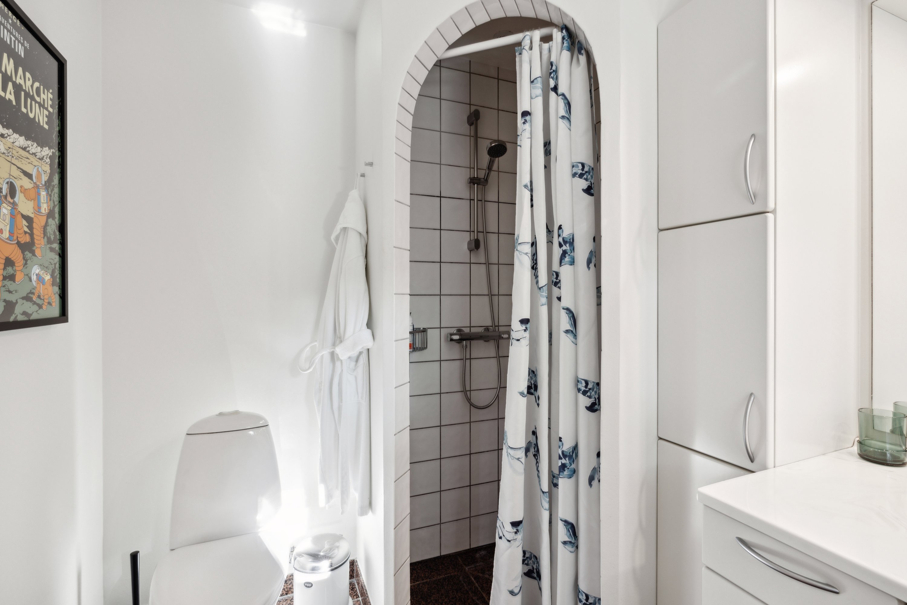 Fremhævet badeværelse billede i fuldskærmstilstand. Billede af Dyssedalen 7B, 8800 Viborg