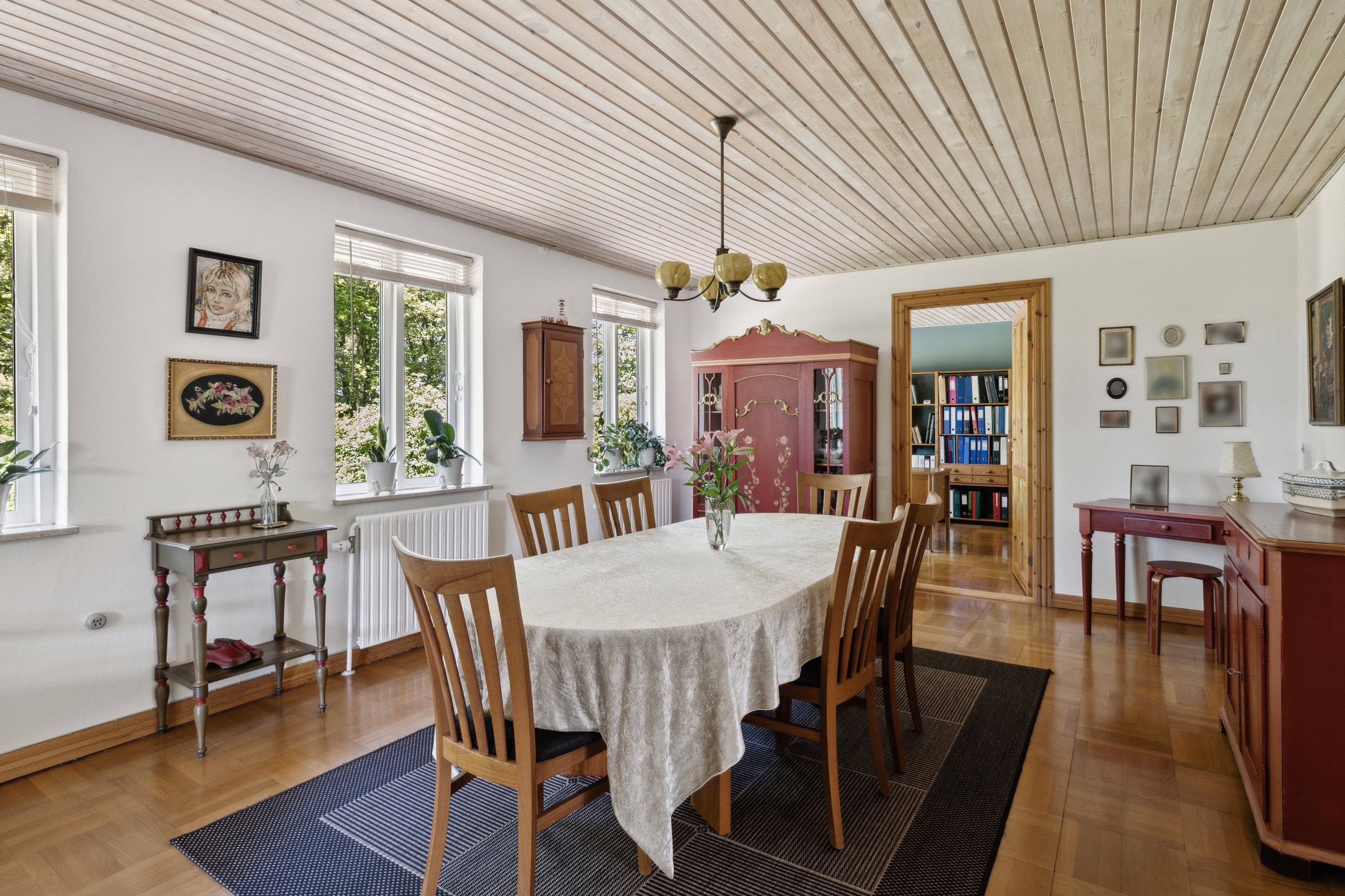 Fremhævet stue billede i fuldskærmstilstand. Billede af Holstebrovej 203, Mønsted, 8800 Viborg