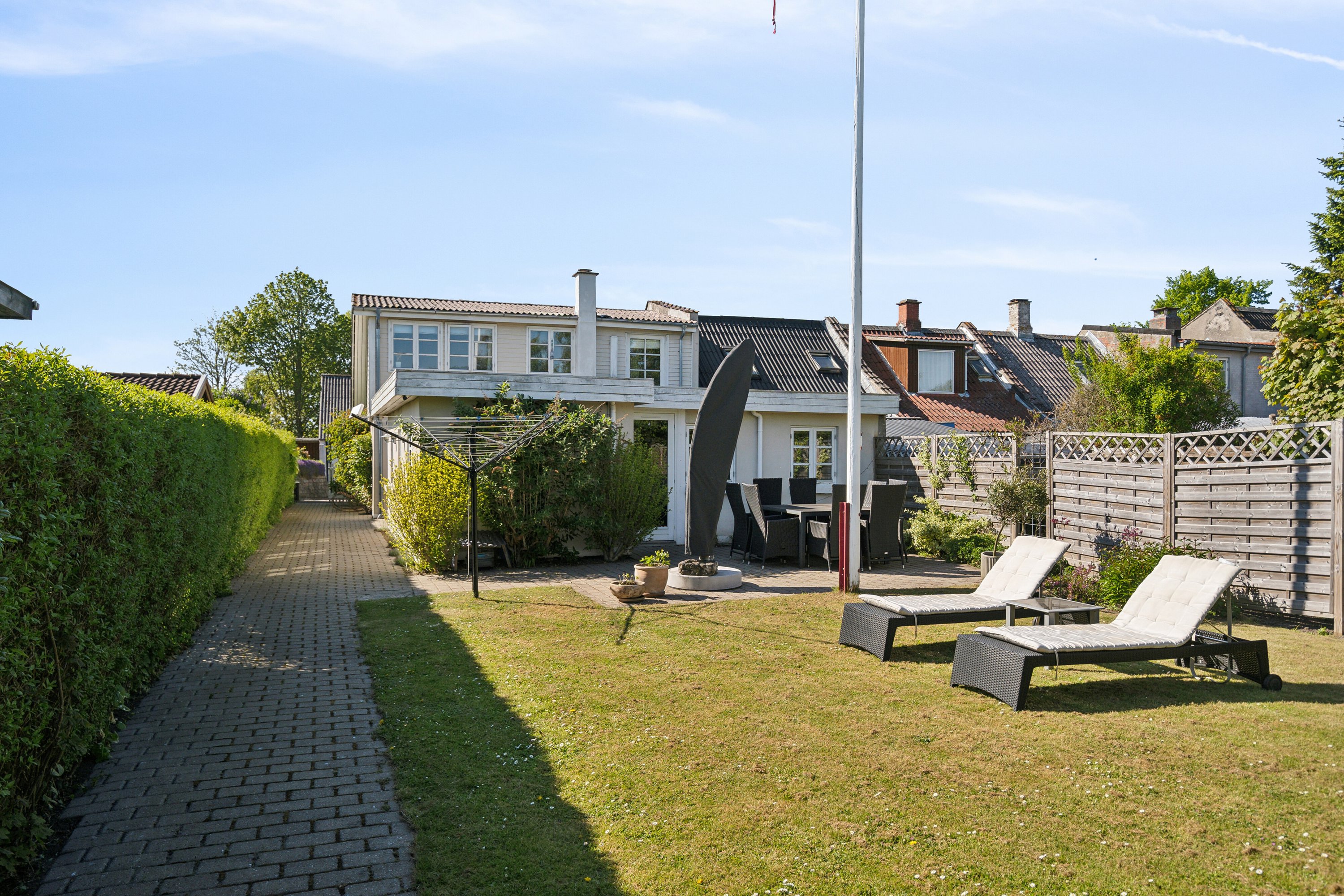 Miniaturebillede 1: set fra haven. Billede af Tværgade 19, 5400 Bogense