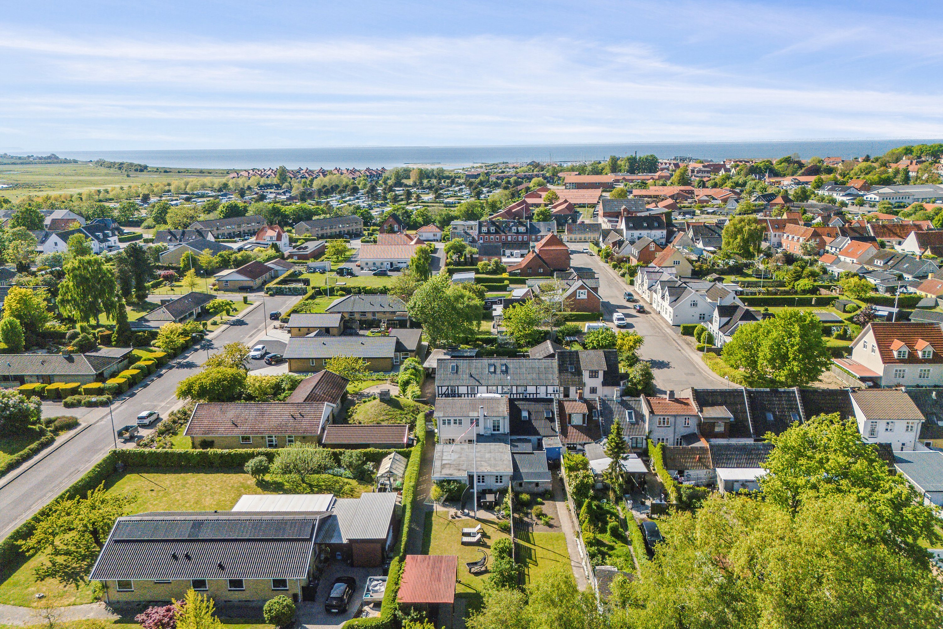 Fremhævet luftfoto billede i fuldskærmstilstand. Billede af Tværgade 19, 5400 Bogense