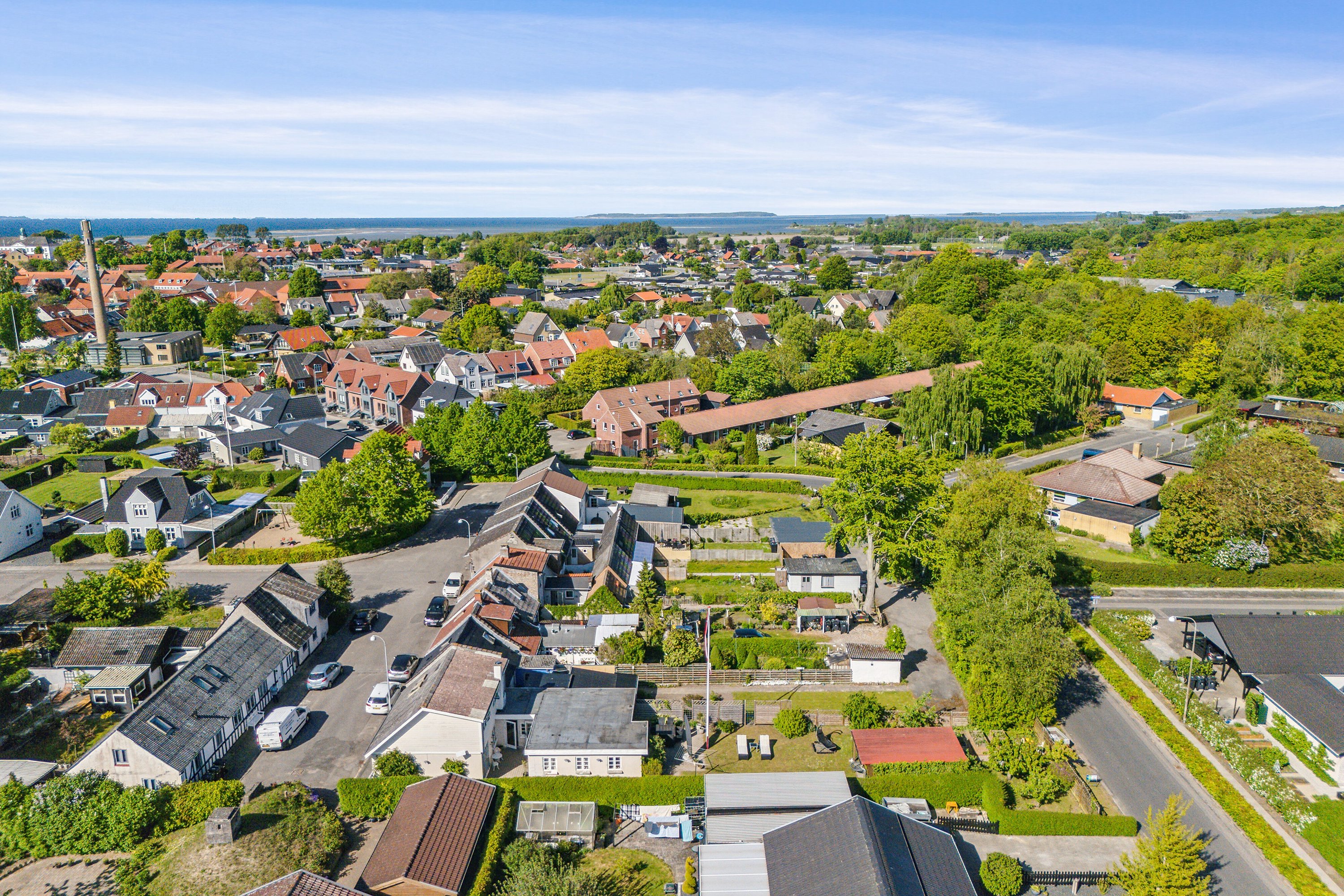 Fremhævet luftfoto billede i fuldskærmstilstand. Billede af Tværgade 19, 5400 Bogense