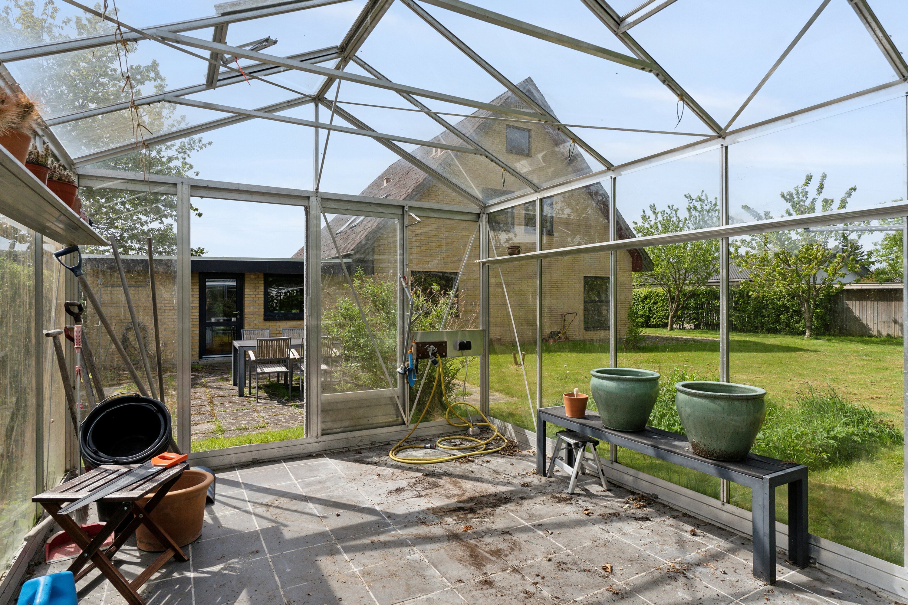 Fremhævet udestue billede i fuldskærmstilstand. Billede af Lonesvej 11, 9800 Hjørring