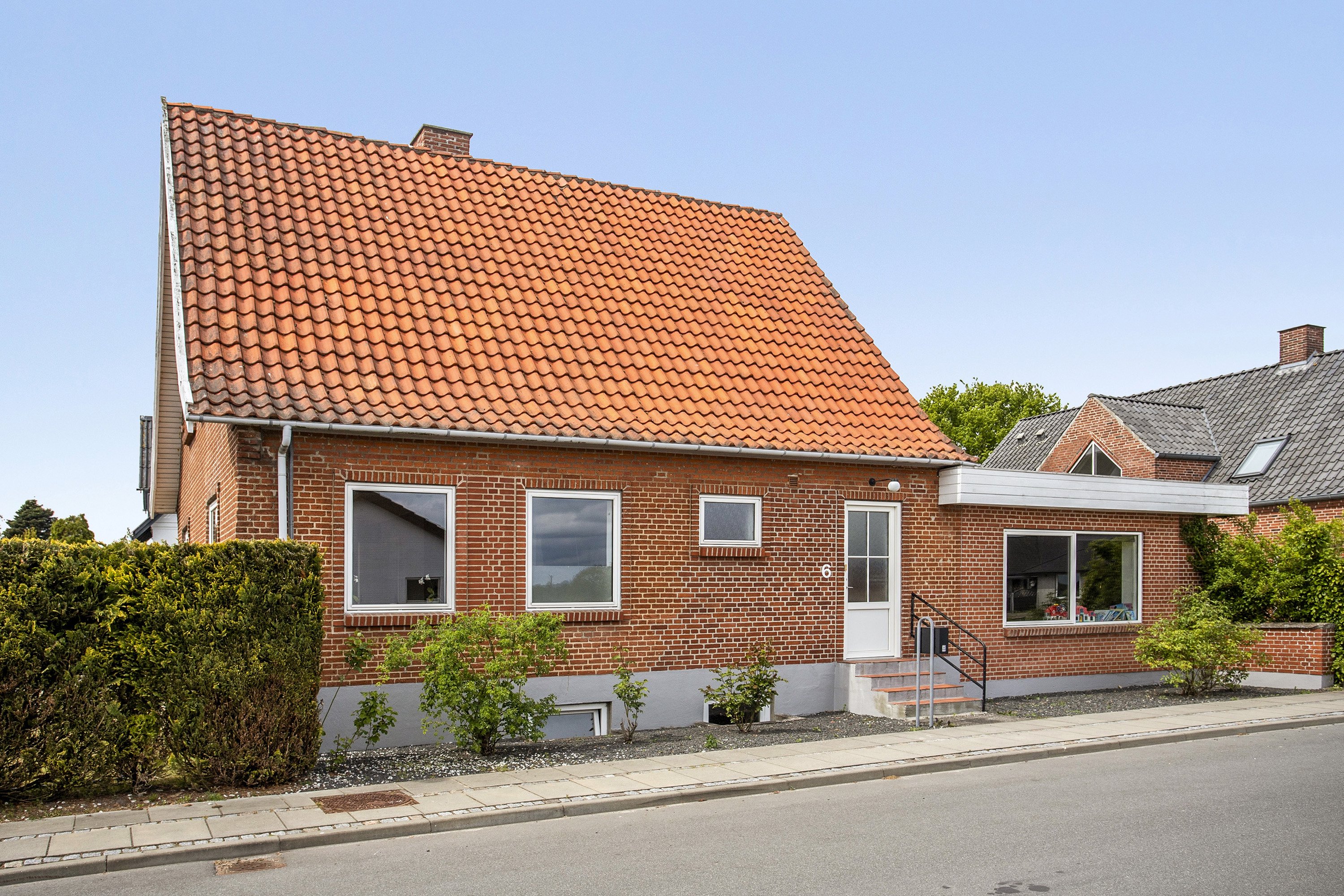 Miniaturebillede 2: ejendommen. Billede af Stationsvej 6, 6622 Bække