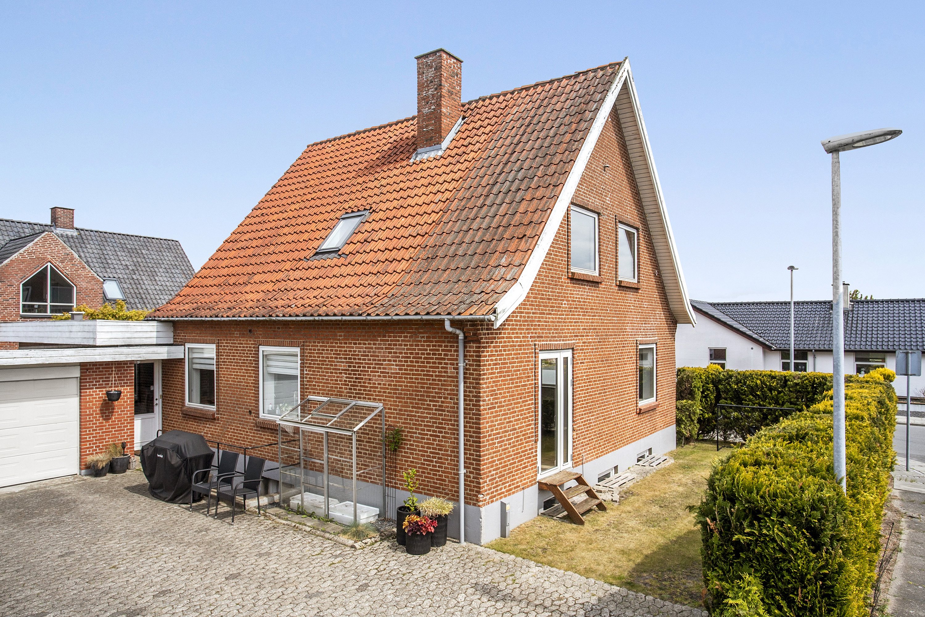 Fremhævet ejendommen billede i fuldskærmstilstand. Billede af Stationsvej 6, 6622 Bække