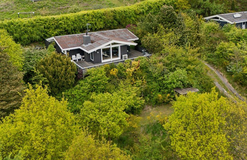 Fritidshus: Ejendom på Tjørnevej 5, Handrup Strand, 8400 Ebeltoft