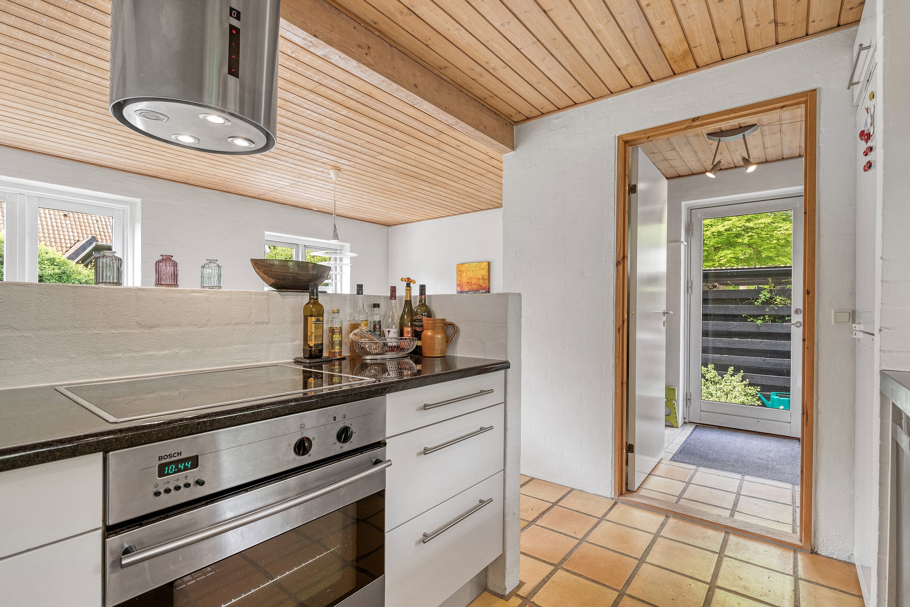 Fremhævet køkken billede i fuldskærmstilstand. Billede af Vibehusvej 4A, 3250 Gilleleje