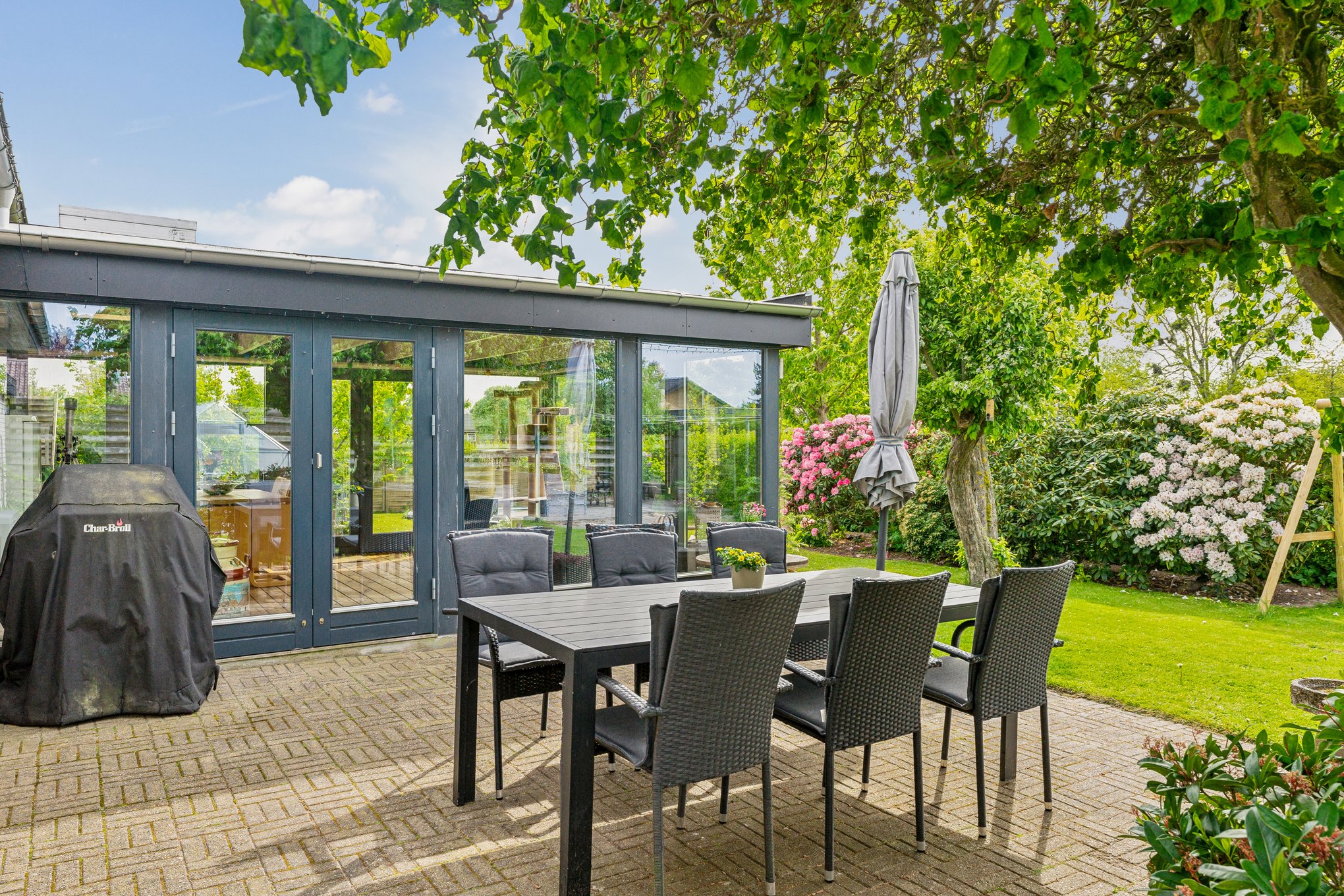 Miniaturebillede 1: terrasse. Billede af Sigsvej 1, Mejlby, 8981 Spentrup