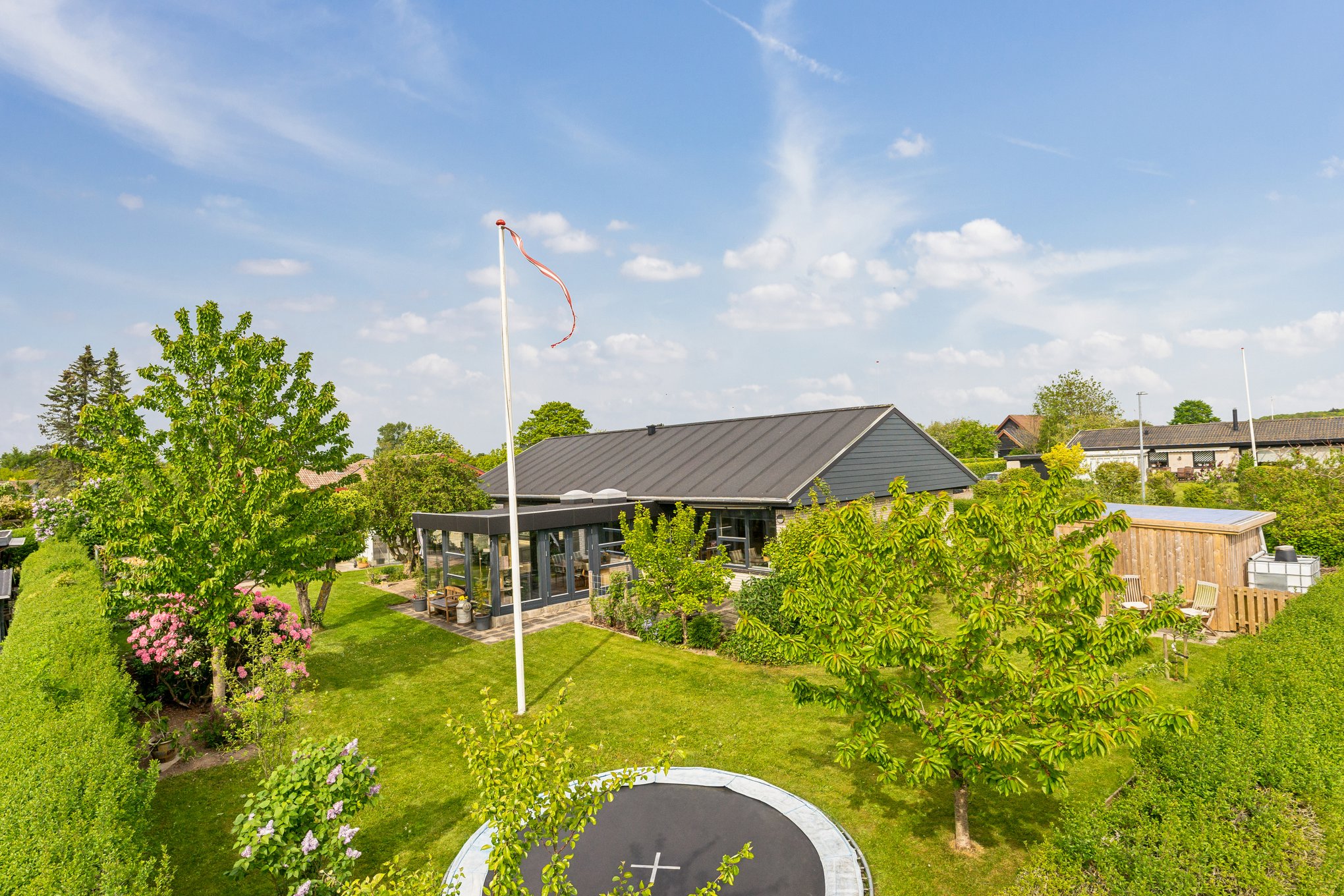 Fremhævet ejendom 1 billede i fuldskærmstilstand. Billede af Sigsvej 1, Mejlby, 8981 Spentrup